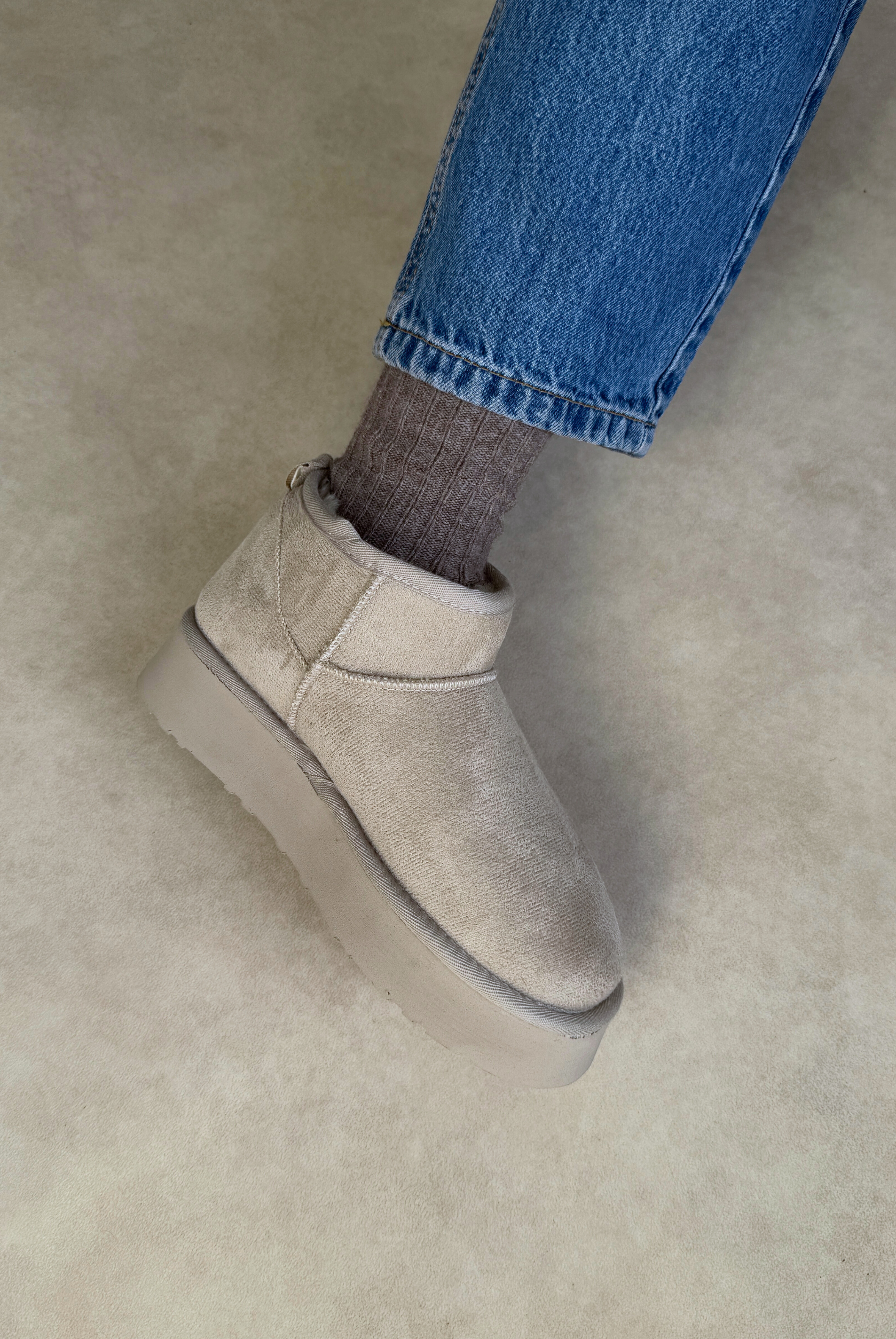 Mini İçi Kürklü Kalın Tabanlı BEJ