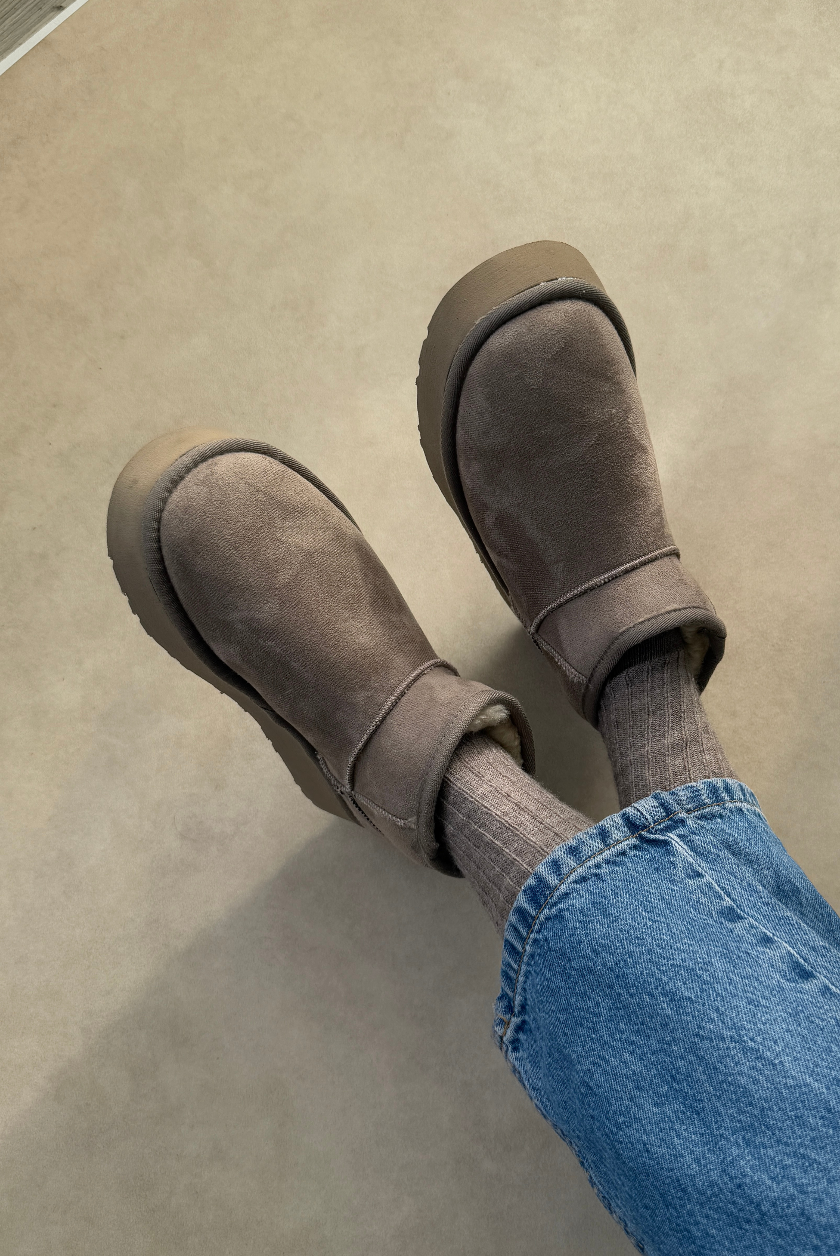 Mini İçi Kürklü Kalın Tabanlı VİZON