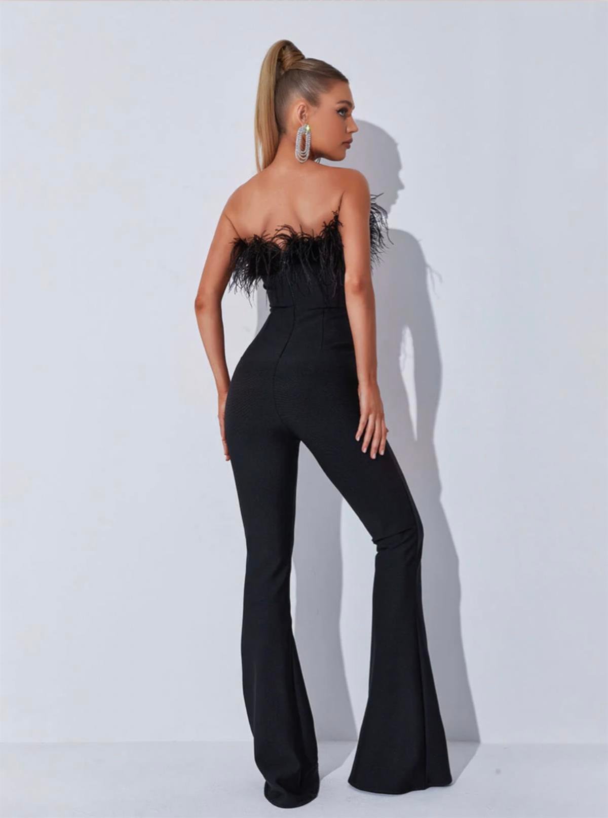 Göğsü Otrişli Straplez Tasarım Tulum