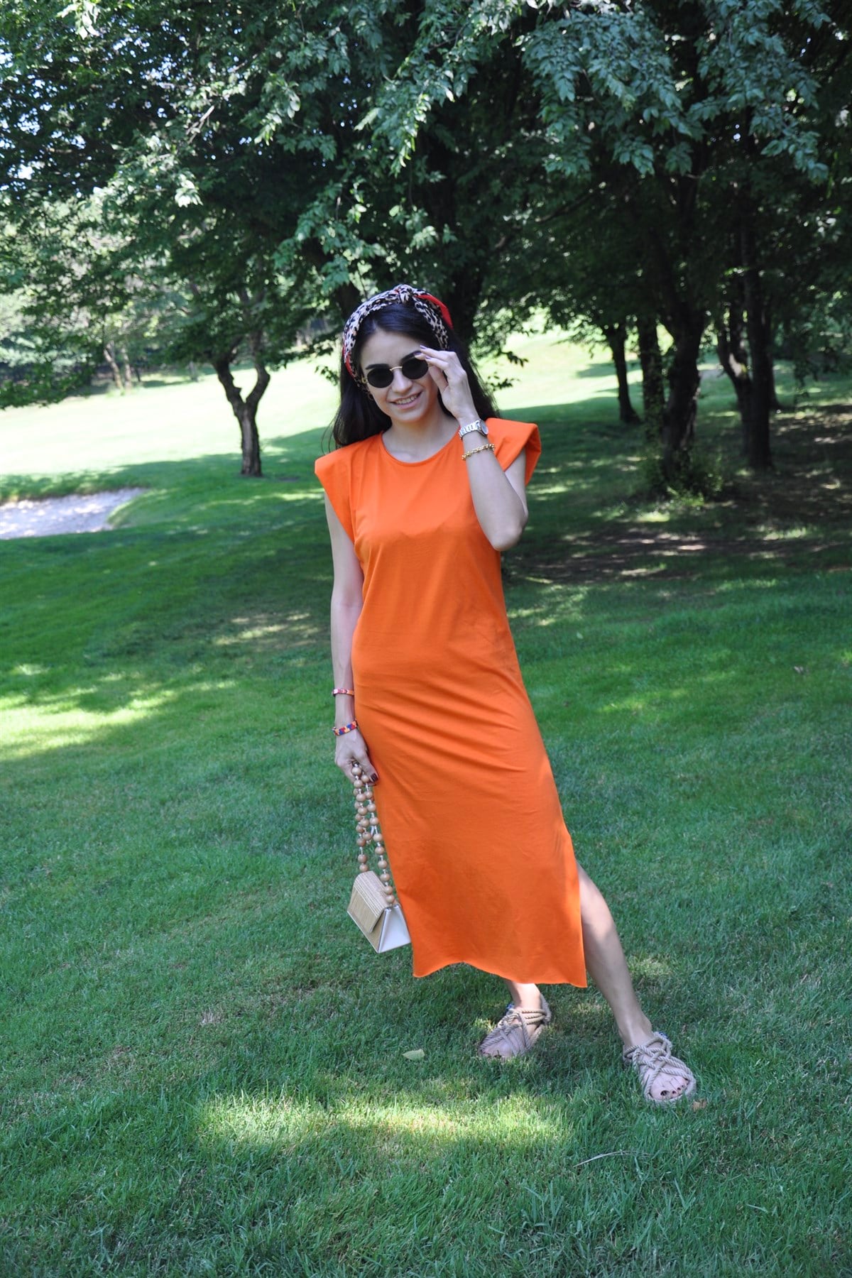 Turuncu Vatkalı Elbise