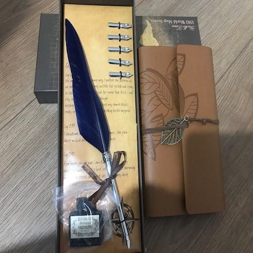 Nostaljik Divit Tüylü Kalem Set & Deri Anı Defteri