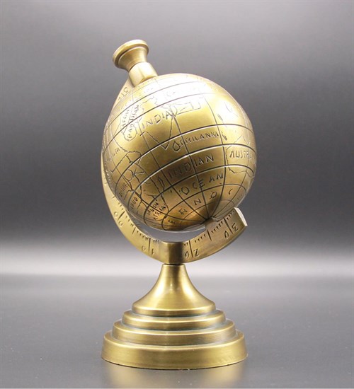 Yerküre Antik Bronz Metal