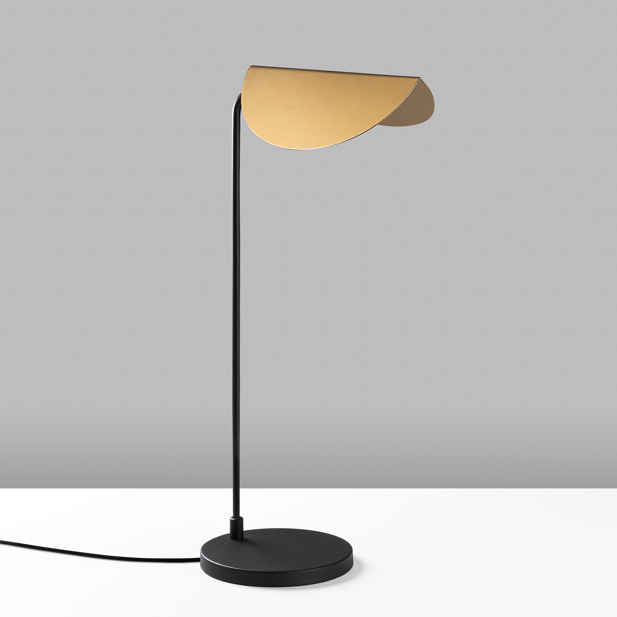 CORNER-13781, METAL TEKLİ MASA LAMBASI 