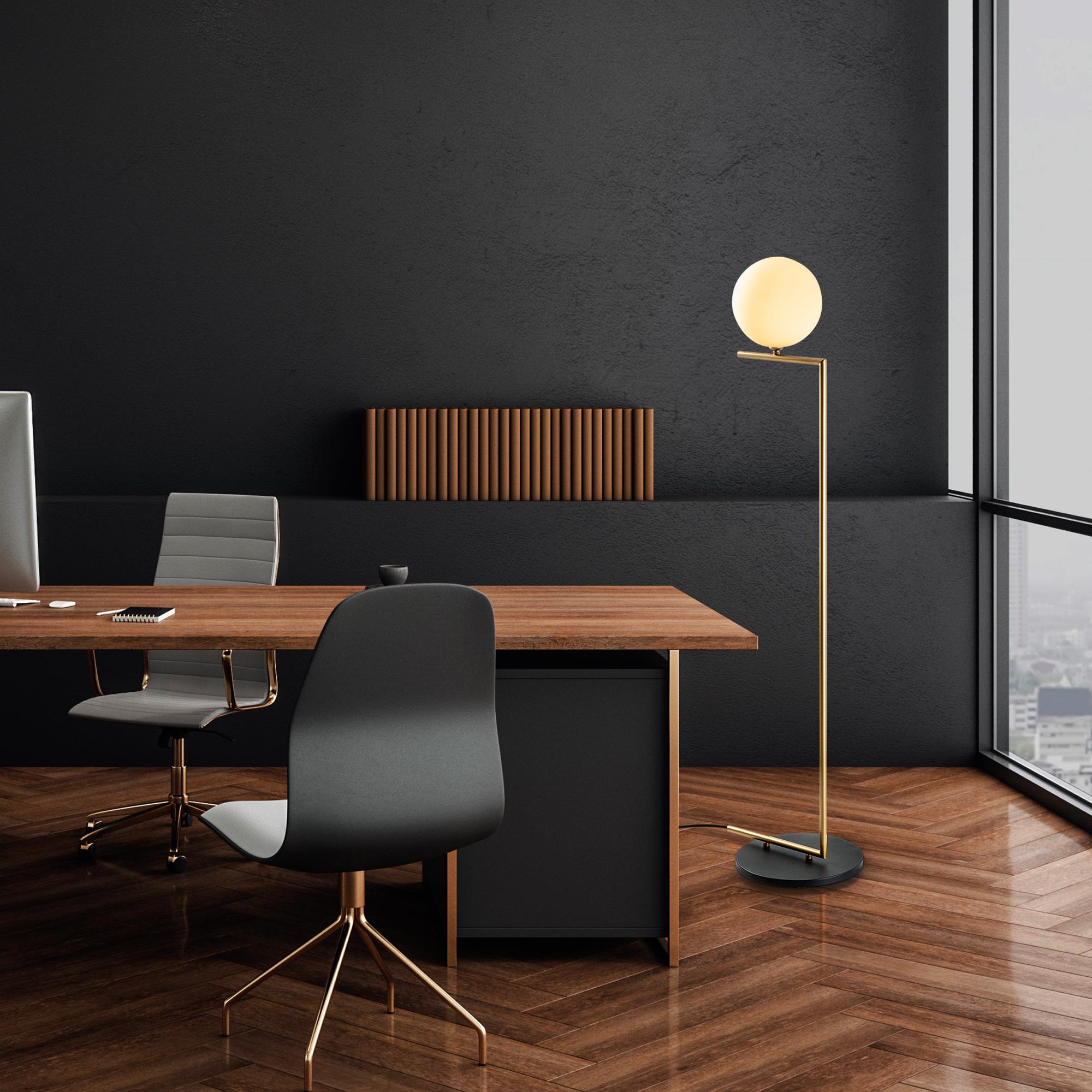 LUMINAR-14181,LAMBADER