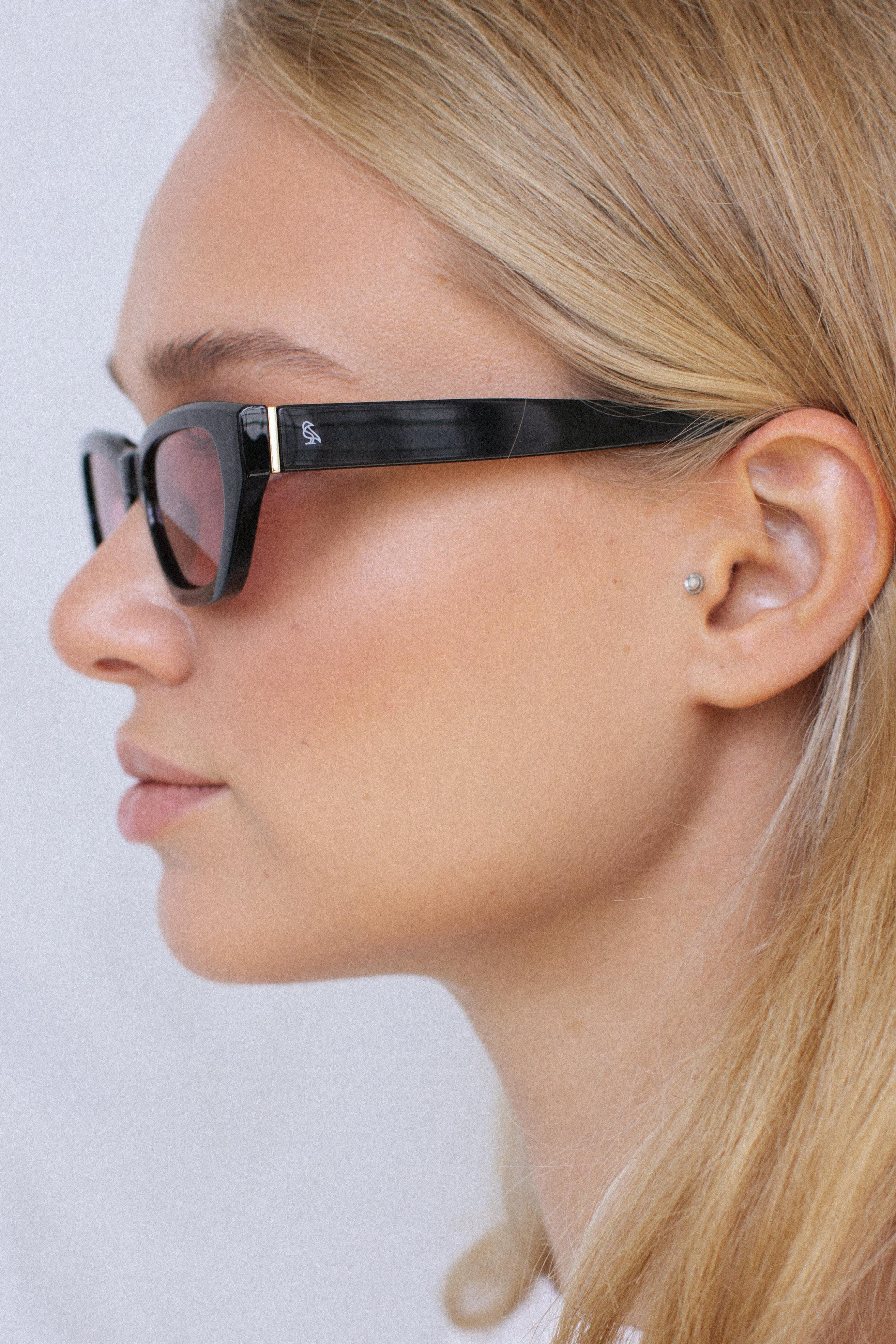 Aralık Black Red Güneş Gözlüğü