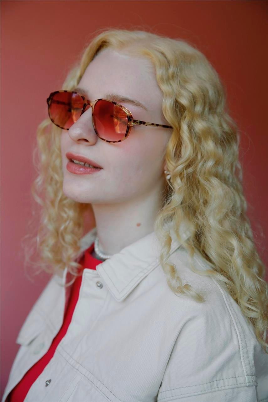 Astrid Latte Red Güneş Gözlüğü