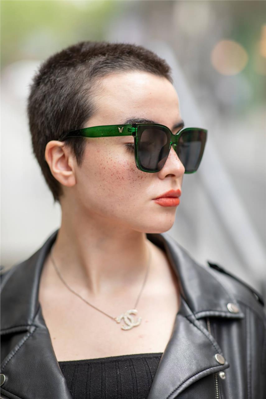 Bianca Green - Yeşil Güneş Gözlüğü