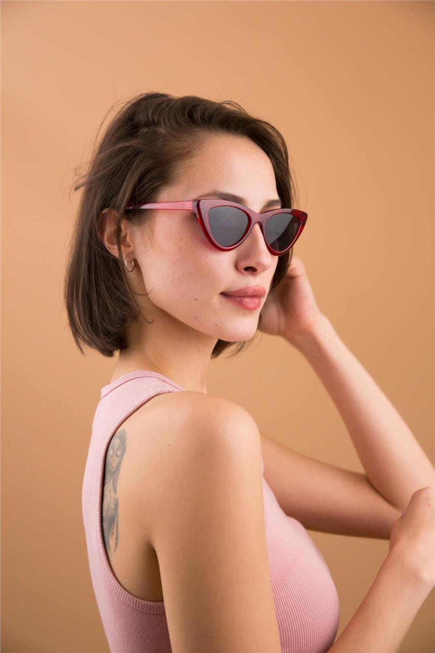 Cat Eye Classic Red Güneş Gözlüğü