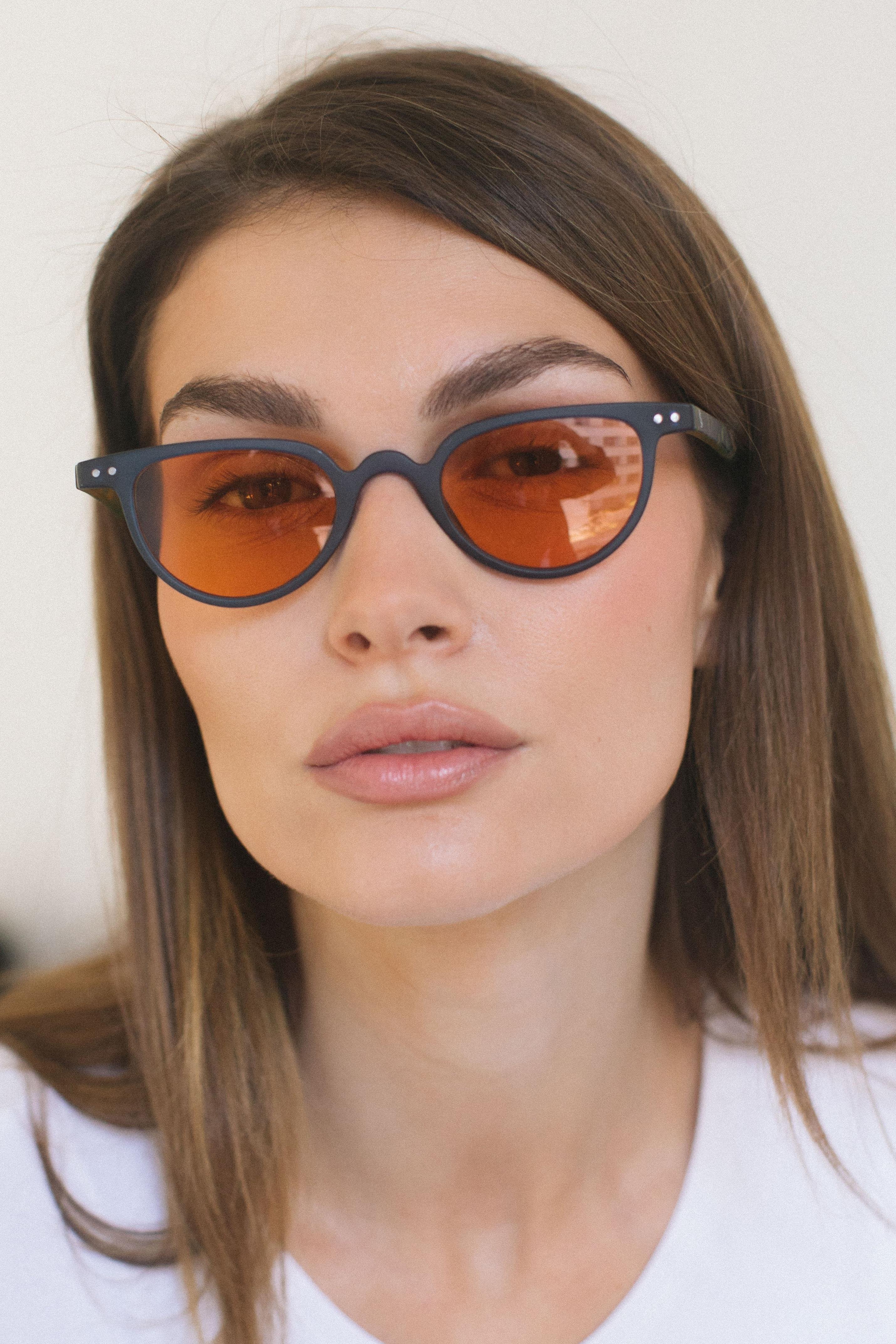Ceyda Matt Navy Orange Güneş Gözlüğü