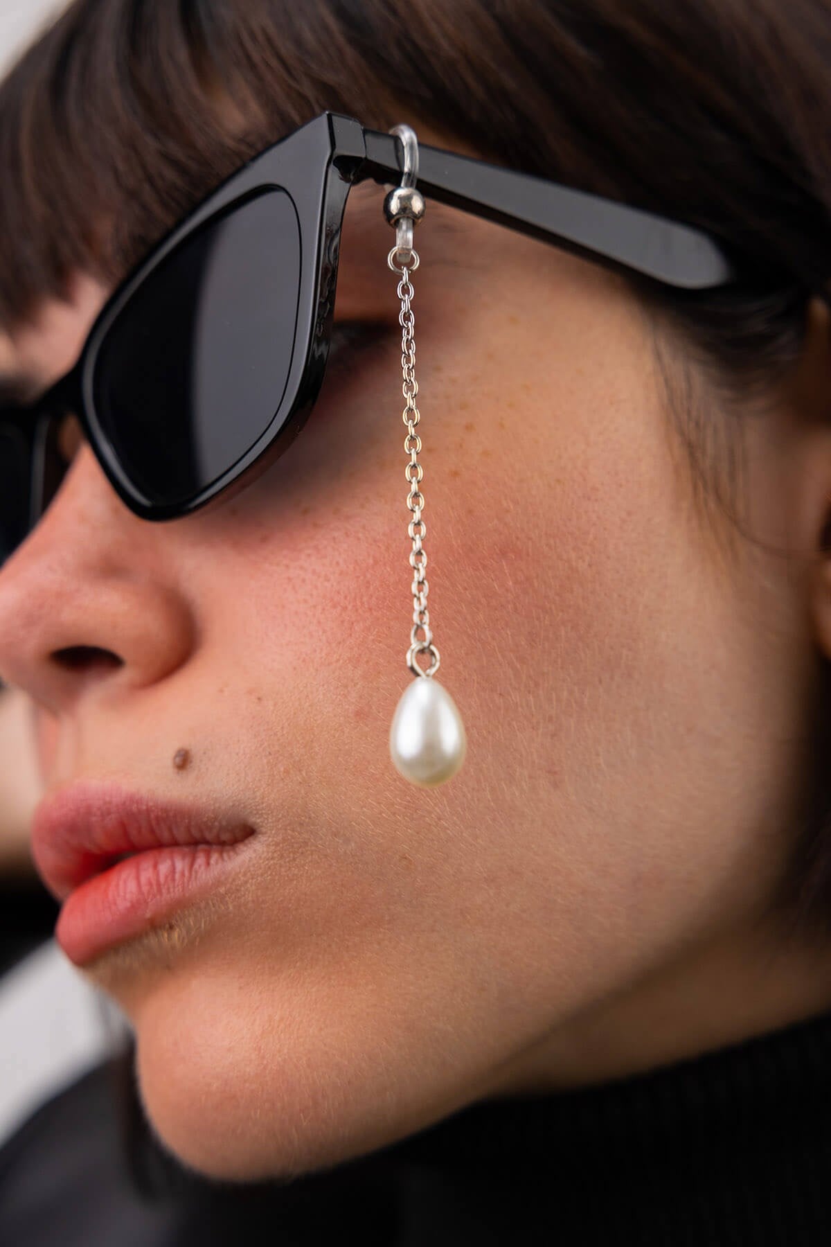 Earring 2 Gözlük Küpesi