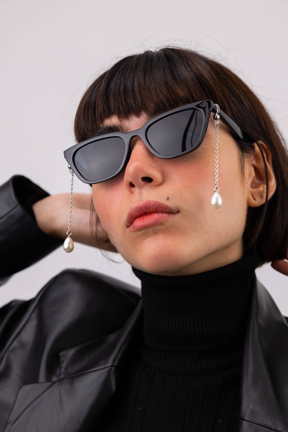 Earring 2 Gözlük Küpesi