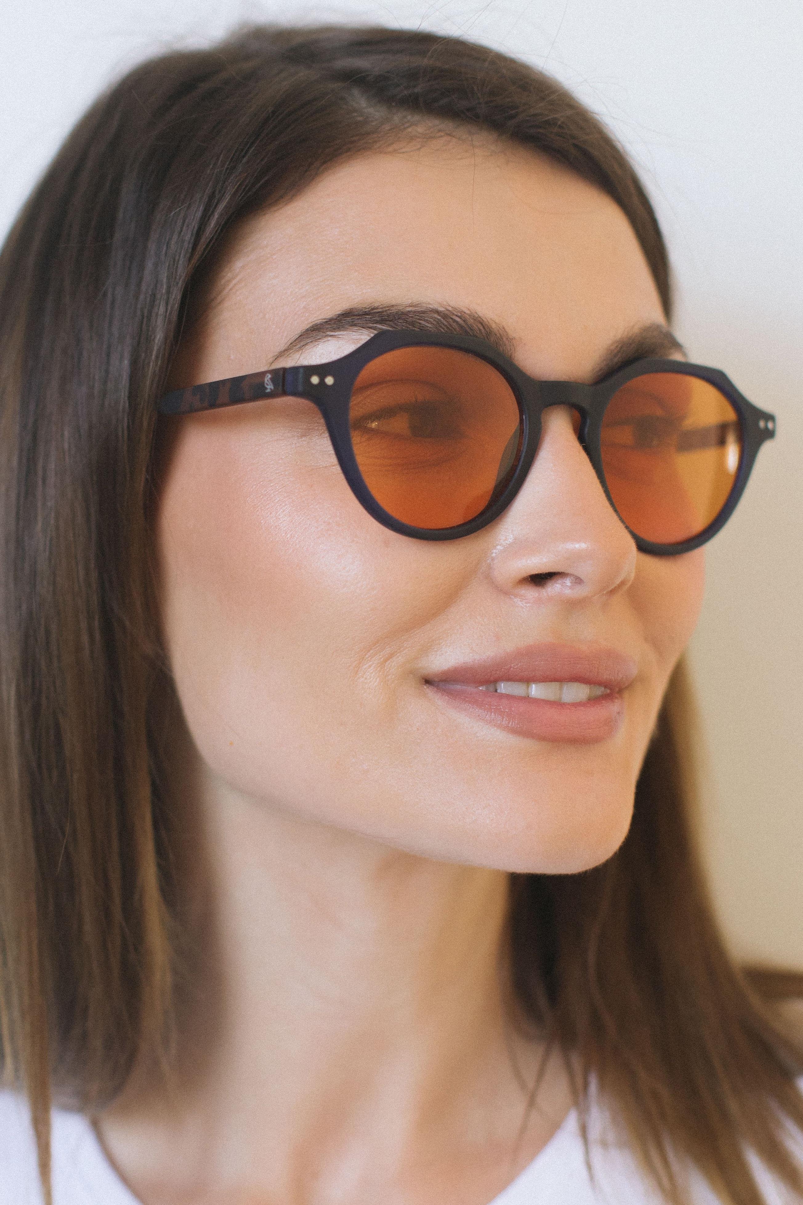 Eline Matt Navy Orange Güneş Gözlüğü
