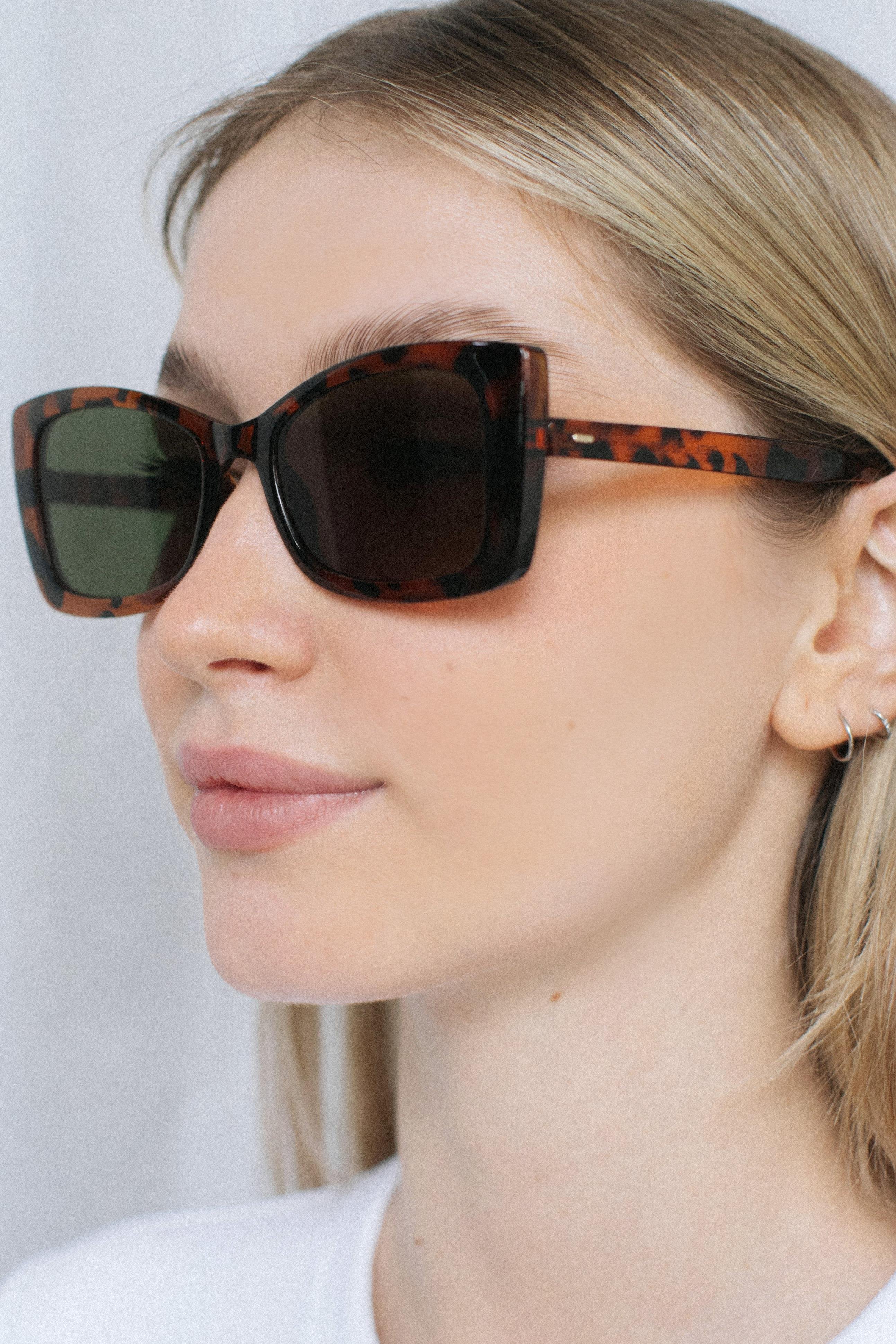 Greta Leopard Green Güneş Gözlüğü