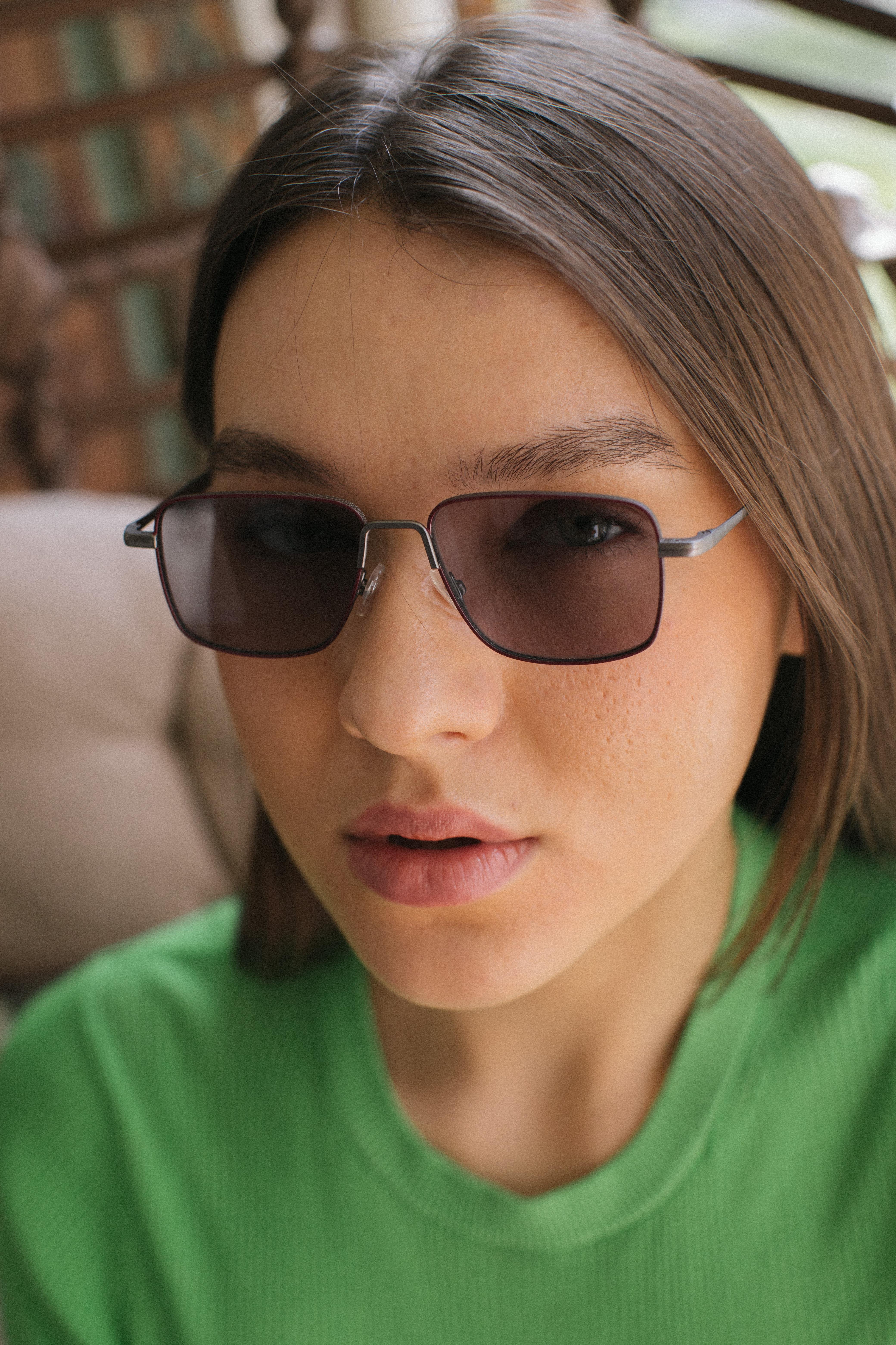 Guguk Silver Red Black Güneş Gözlüğü