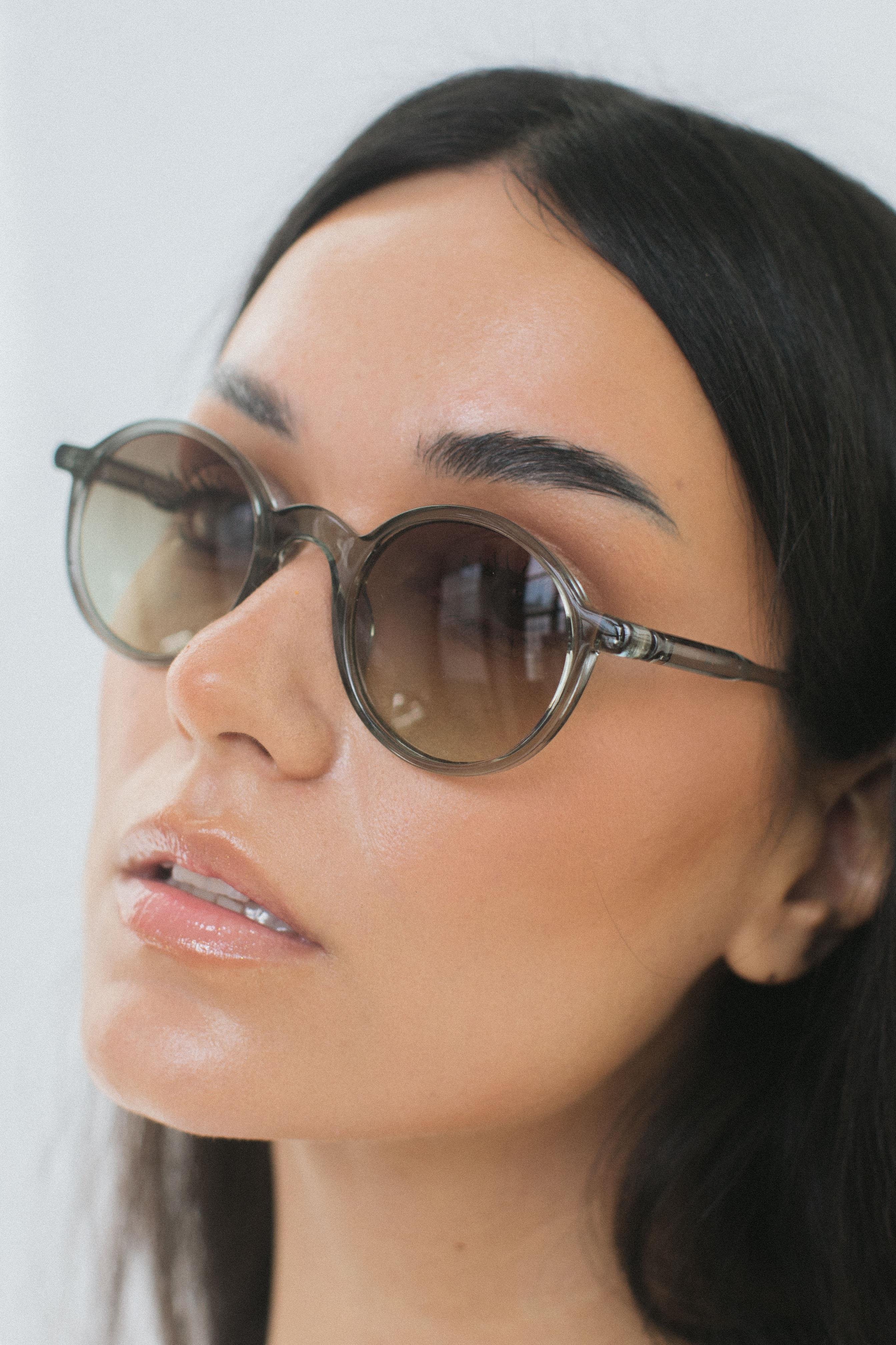 Hugo Grey Brown Green Güneş Gözlüğü