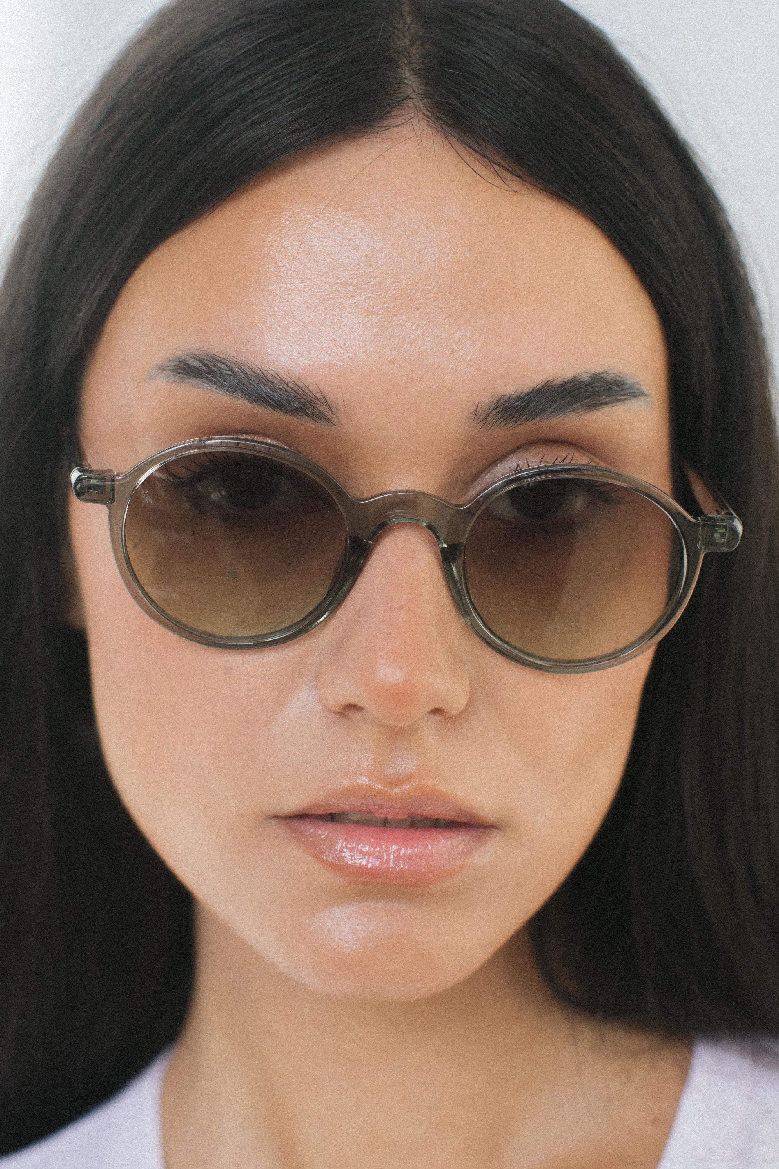 Hugo Grey Brown Green Güneş Gözlüğü