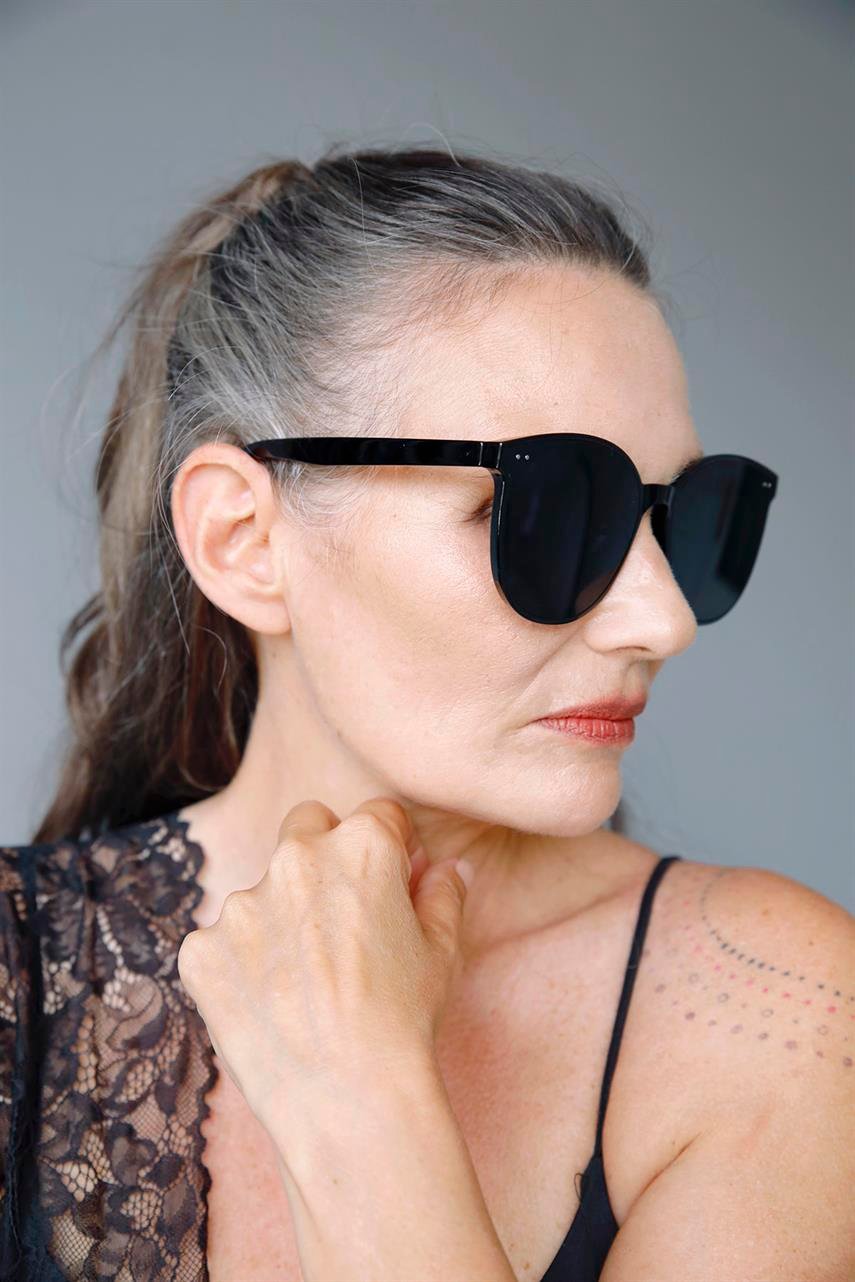 Jessica Black Güneş Gözlüğü