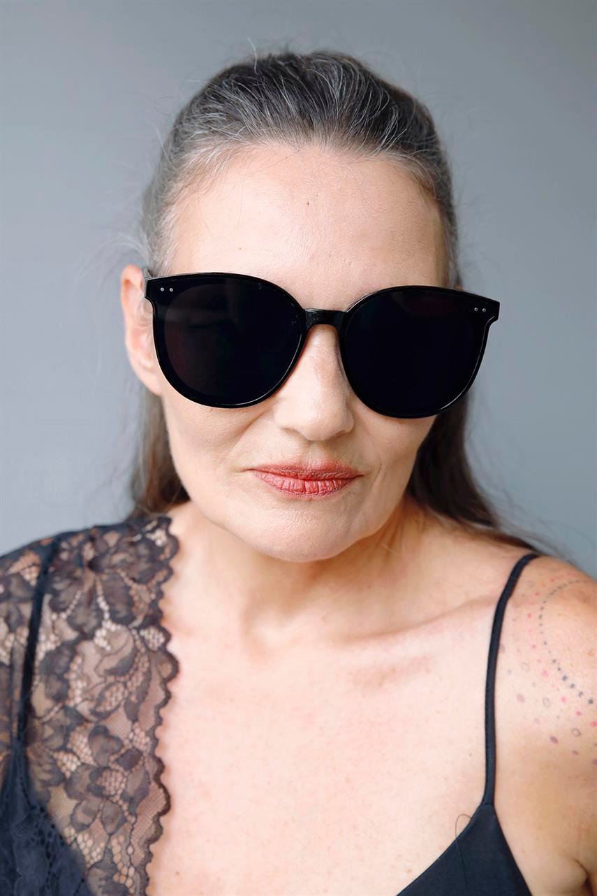 Jessica Black Güneş Gözlüğü