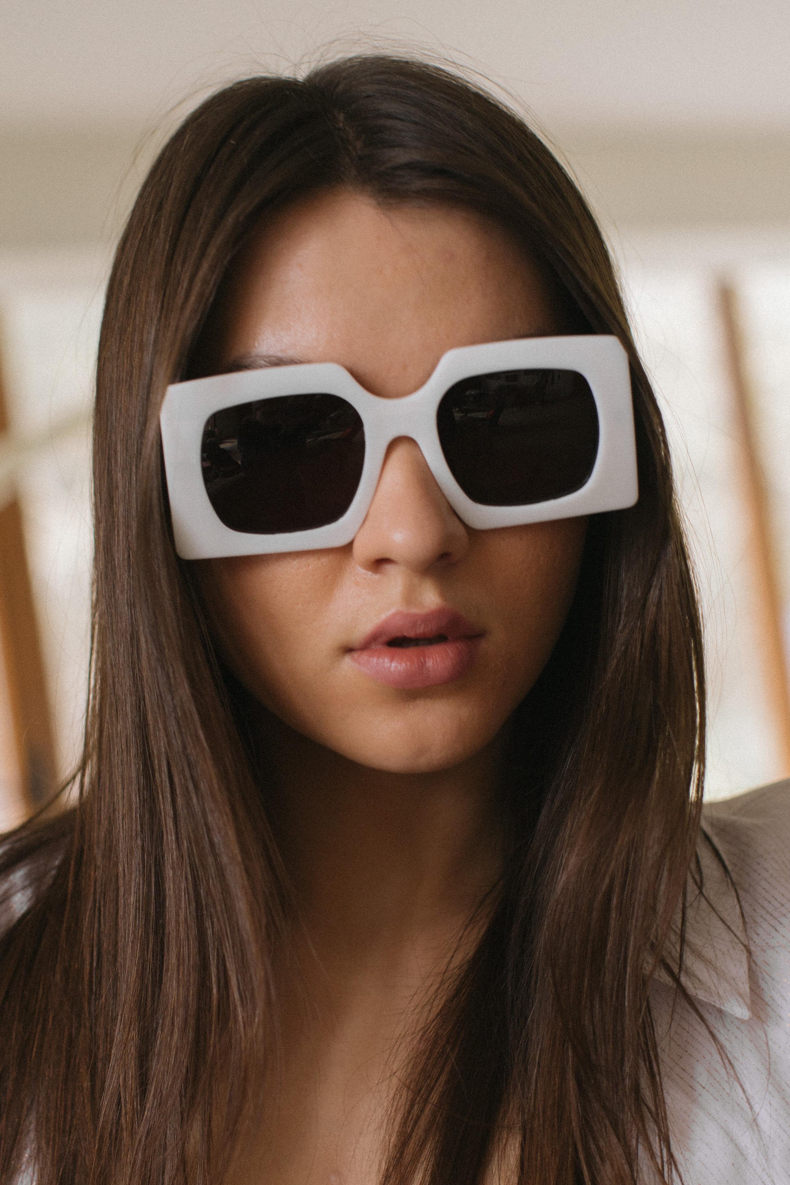 Kırlangıç White Black Güneş Gözlüğü