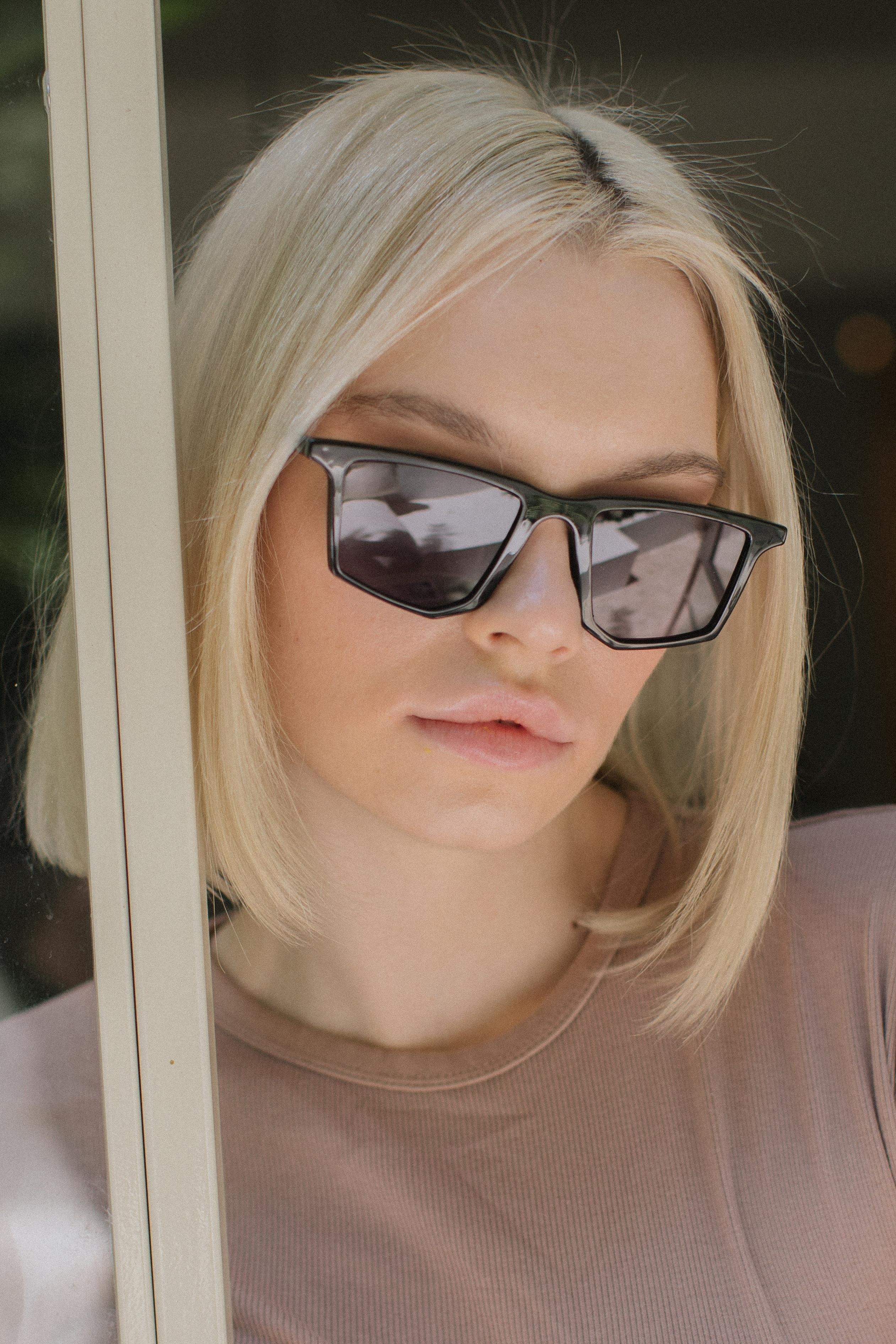 Kumru Black Black Güneş Gözlüğü