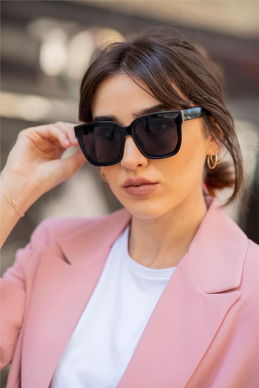 Margaret Black Güneş Gözlüğü
