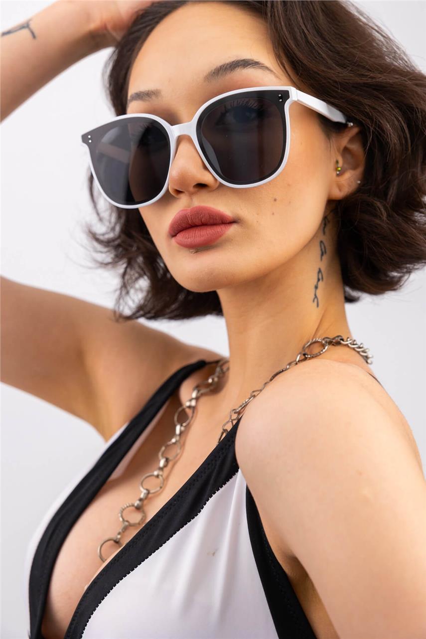 Patricia White Güneş Gözlüğü