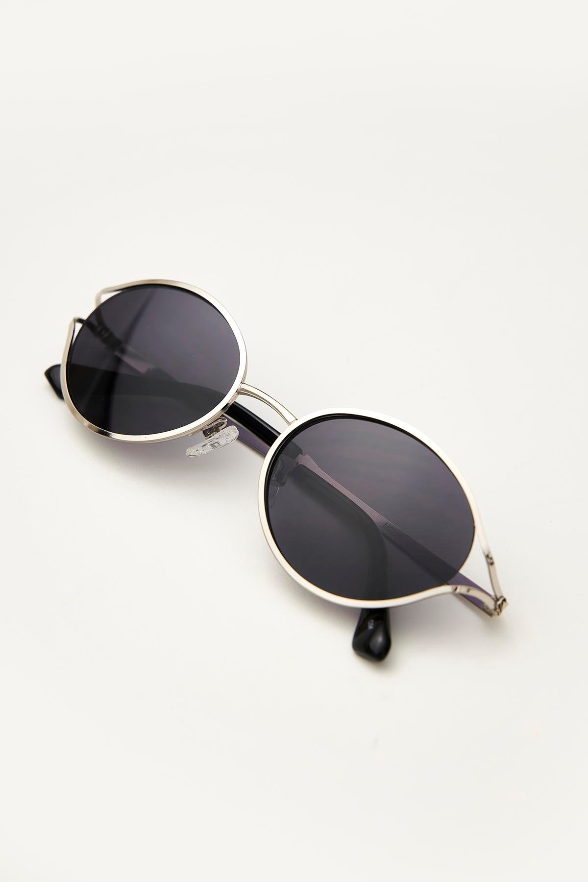 Salkım Silver Black Güneş Gözlüğü