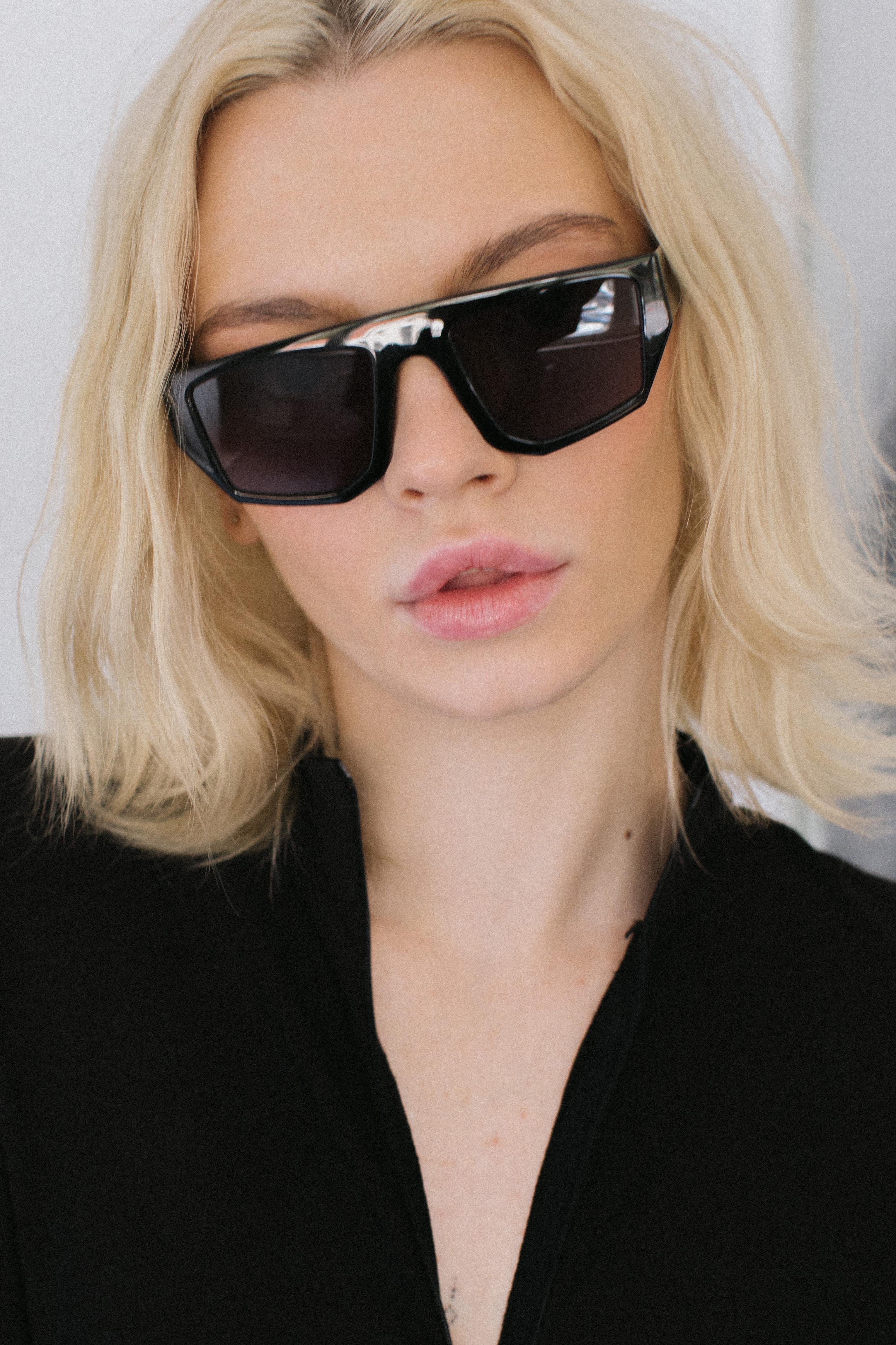 Toy Black Güneş Gözlüğü