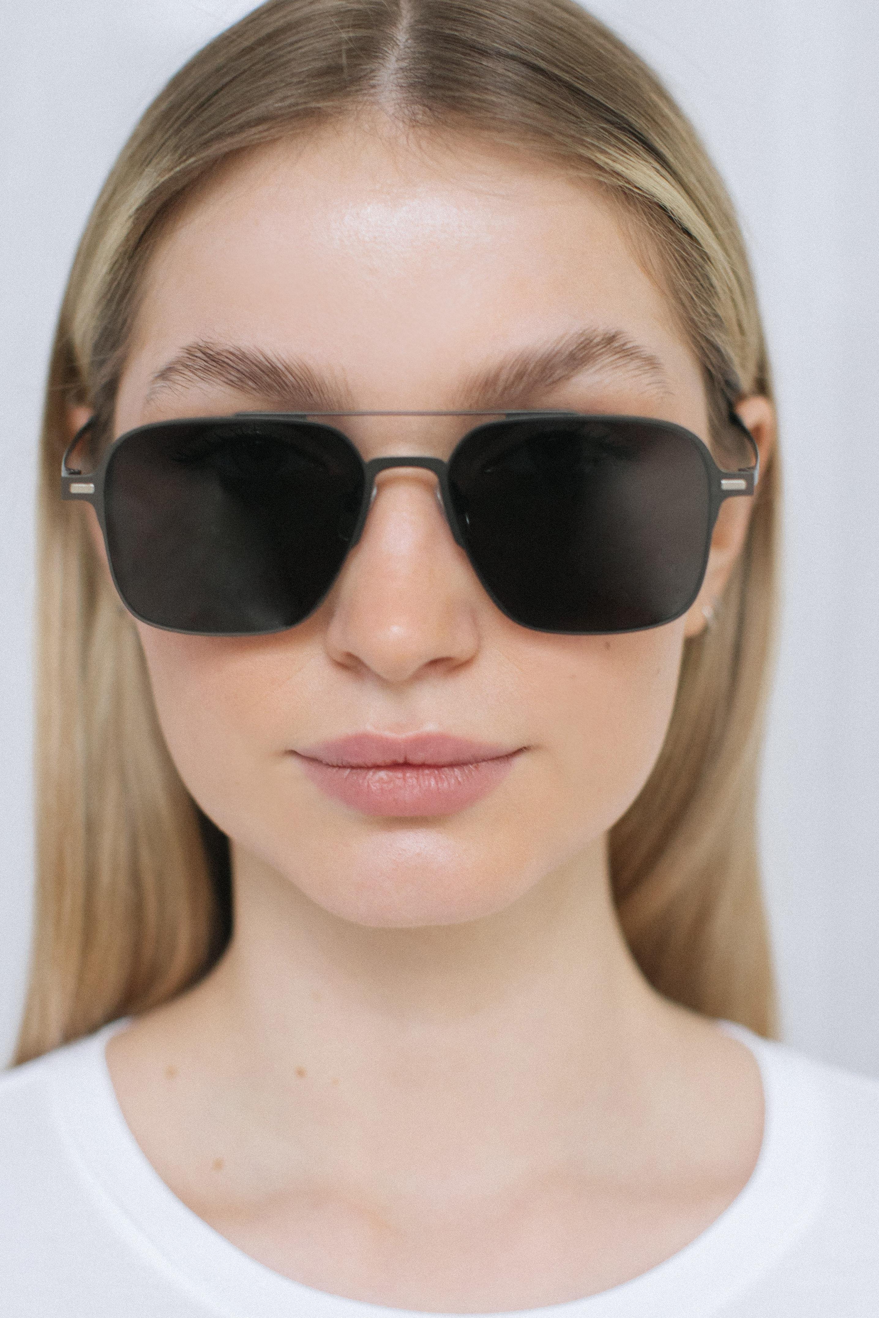 Tuve Anthracite Black Güneş Gözlüğü