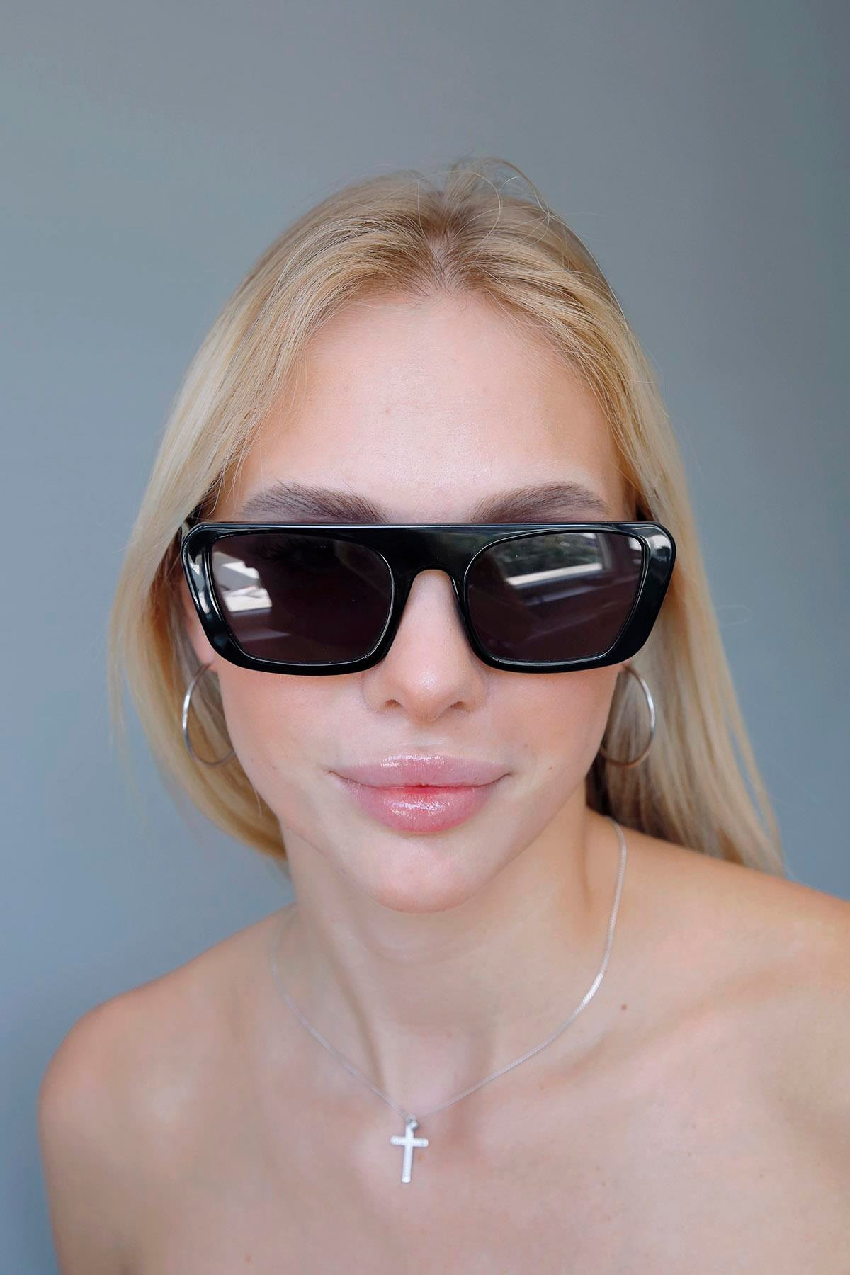 Typhon Black Güneş Gözlüğü