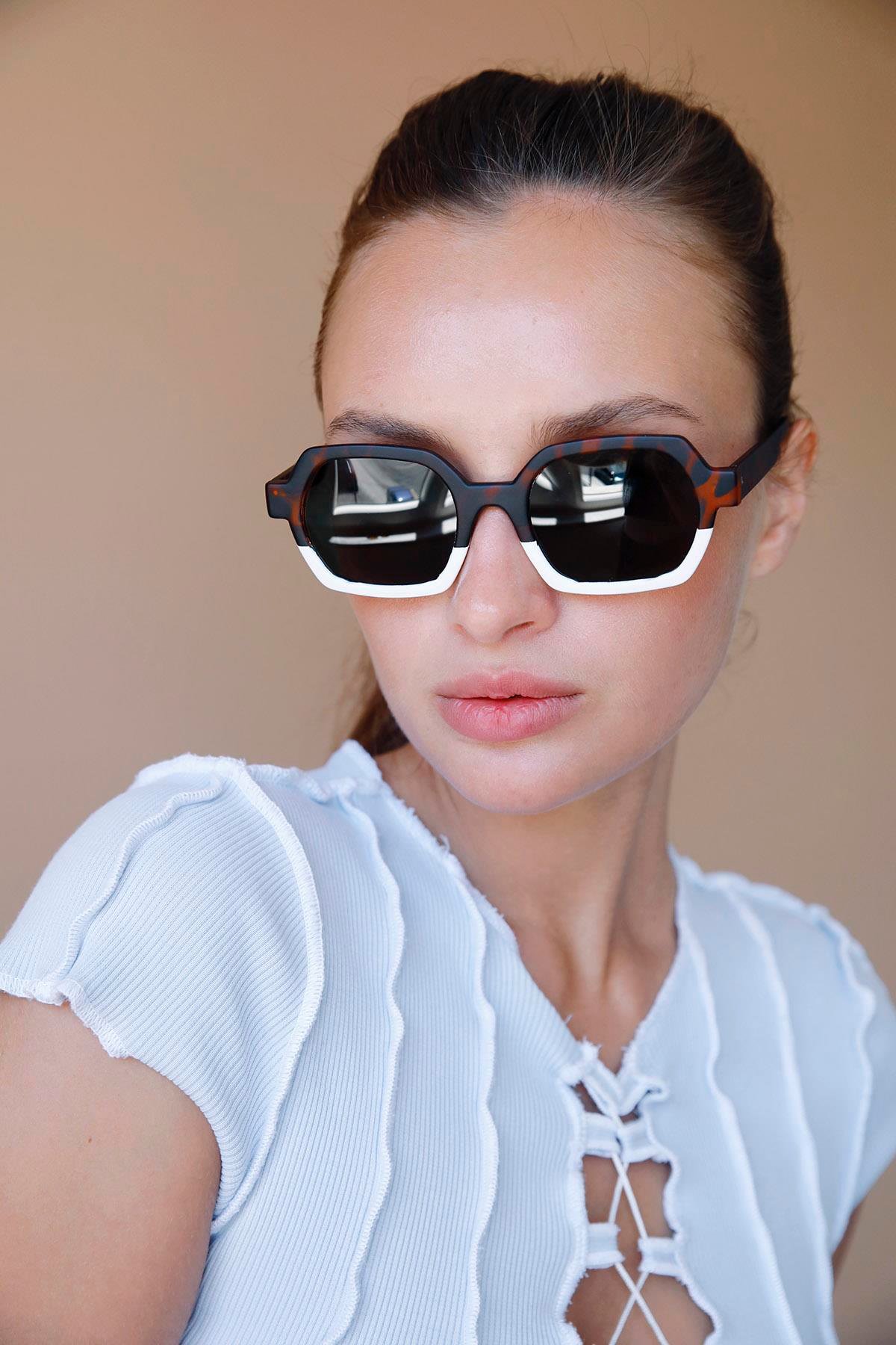 Voile Leopard White Green Güneş Gözlüğü