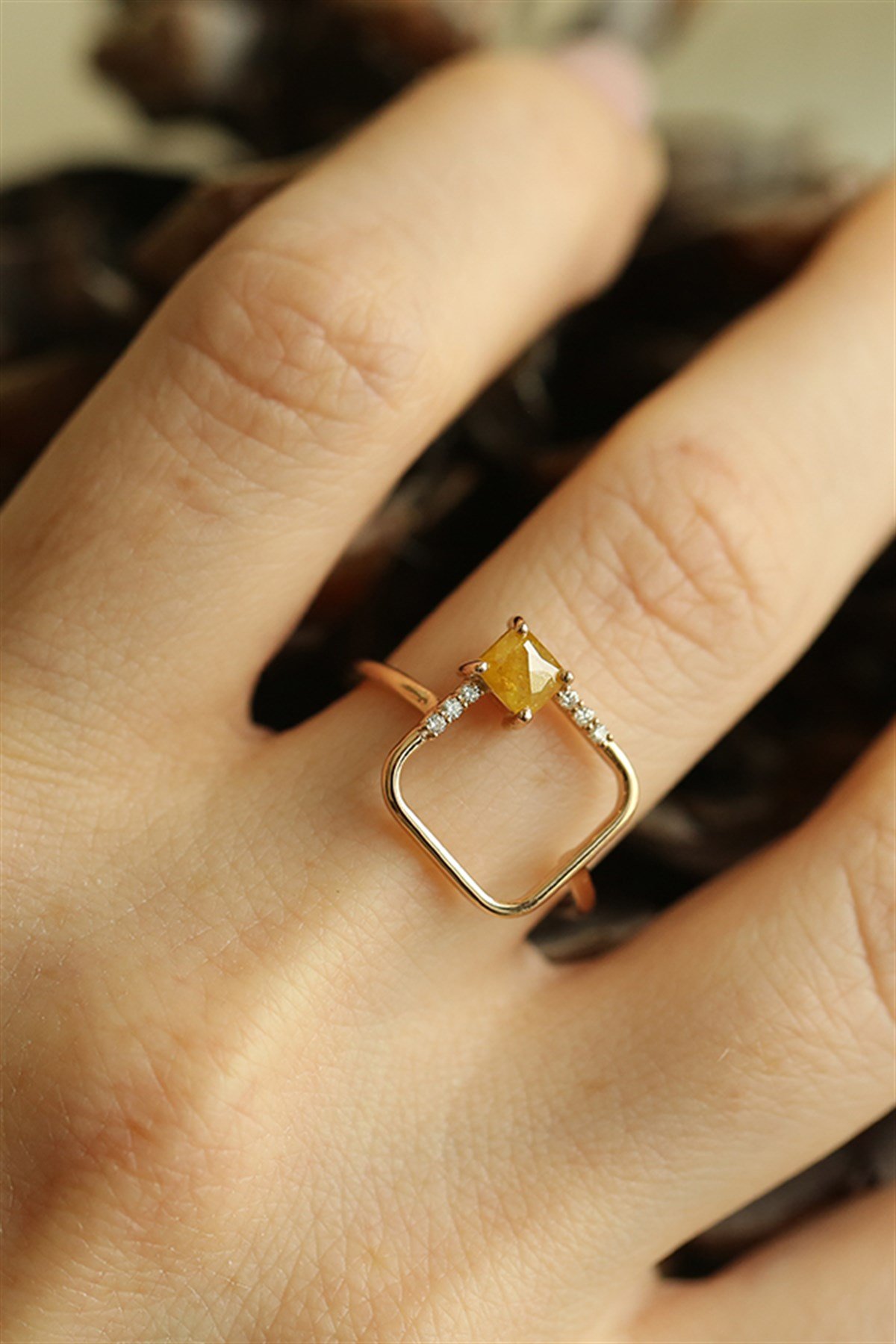 Square Yellow Diamond Yüzük