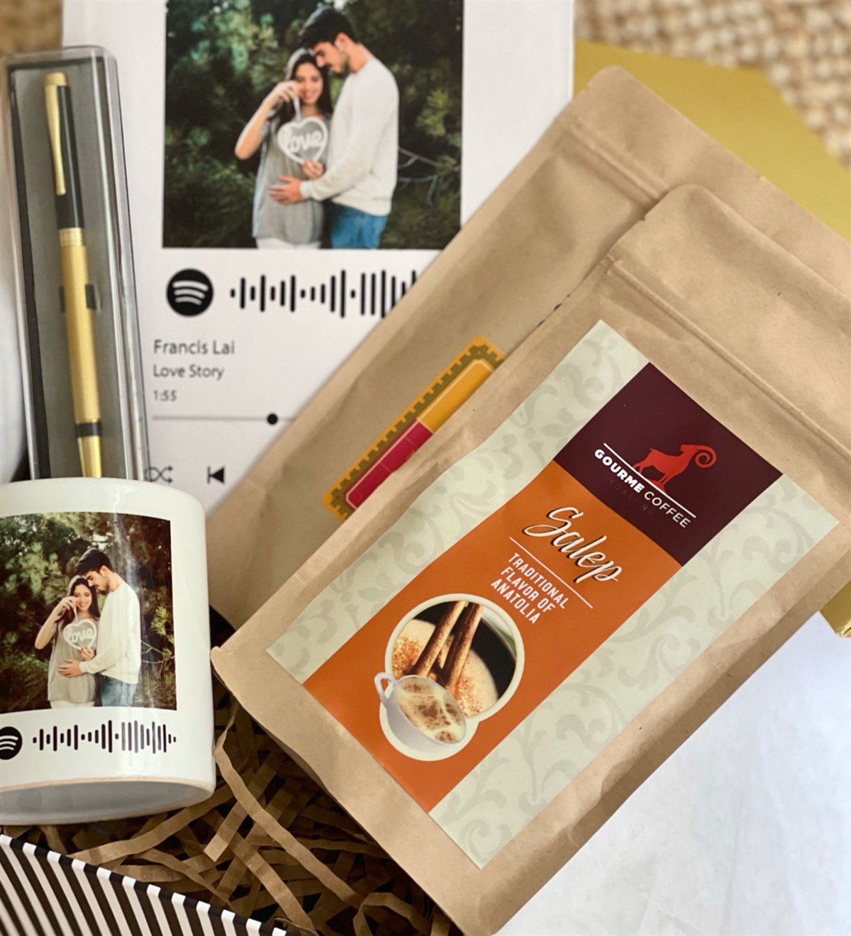  Özelleştirelebilir Spotify Sıcak Çikolata & Sahlepli Sevgiliye Hediye SetiGiftmodaGmhs100242