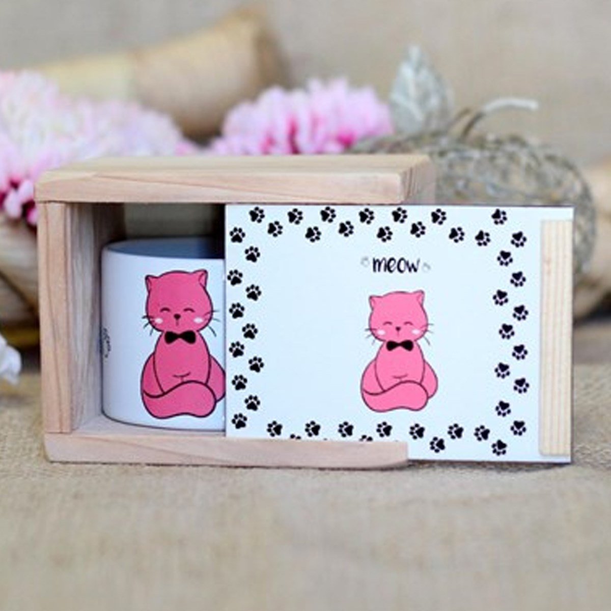 Ahşap Kutusunda Sevimli Kedi Kupa BardakMarkasızGM00008