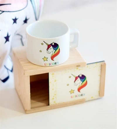Ahşap Kutusunda Unicorn Kupa Bardak Ve Yastık Seti