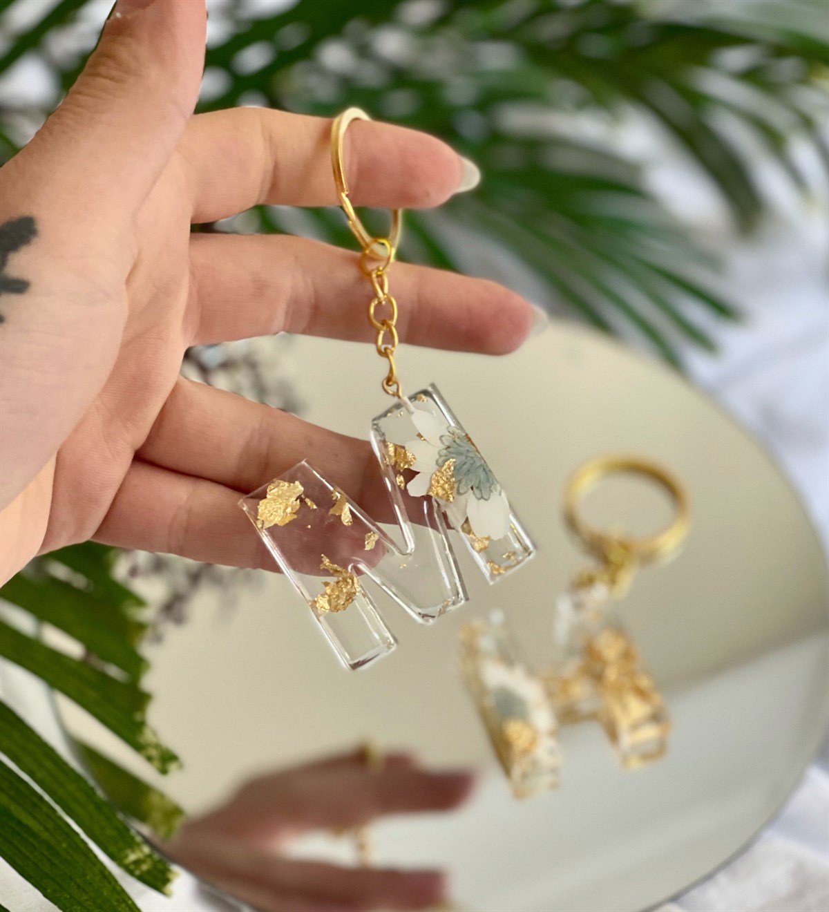 Özel Gerçek Kurutulmuş Çiçekli Gold Epoksi AnahtarlıkGiftmodaGman100009-A