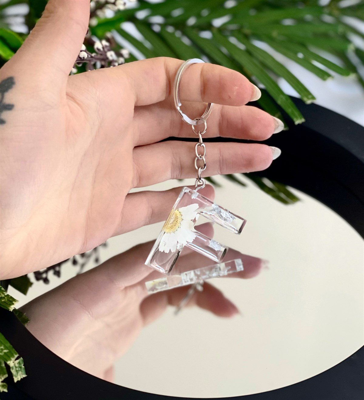 Özel Gerçek Kurutulmuş Çiçekli Gümüş Epoksi AnahtarlıkGiftmodaGman100010-A