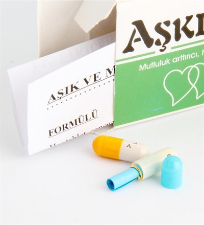 Aşkıbiyotik (Aşık Edici)