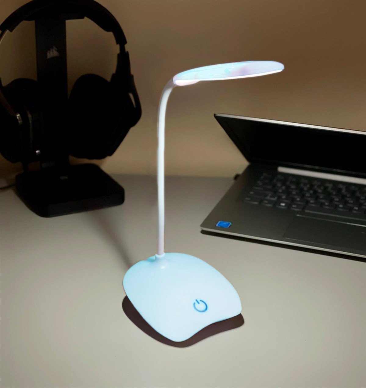 Teloskopik Şarjlı Masa LambasıgiftmodaGm-4214