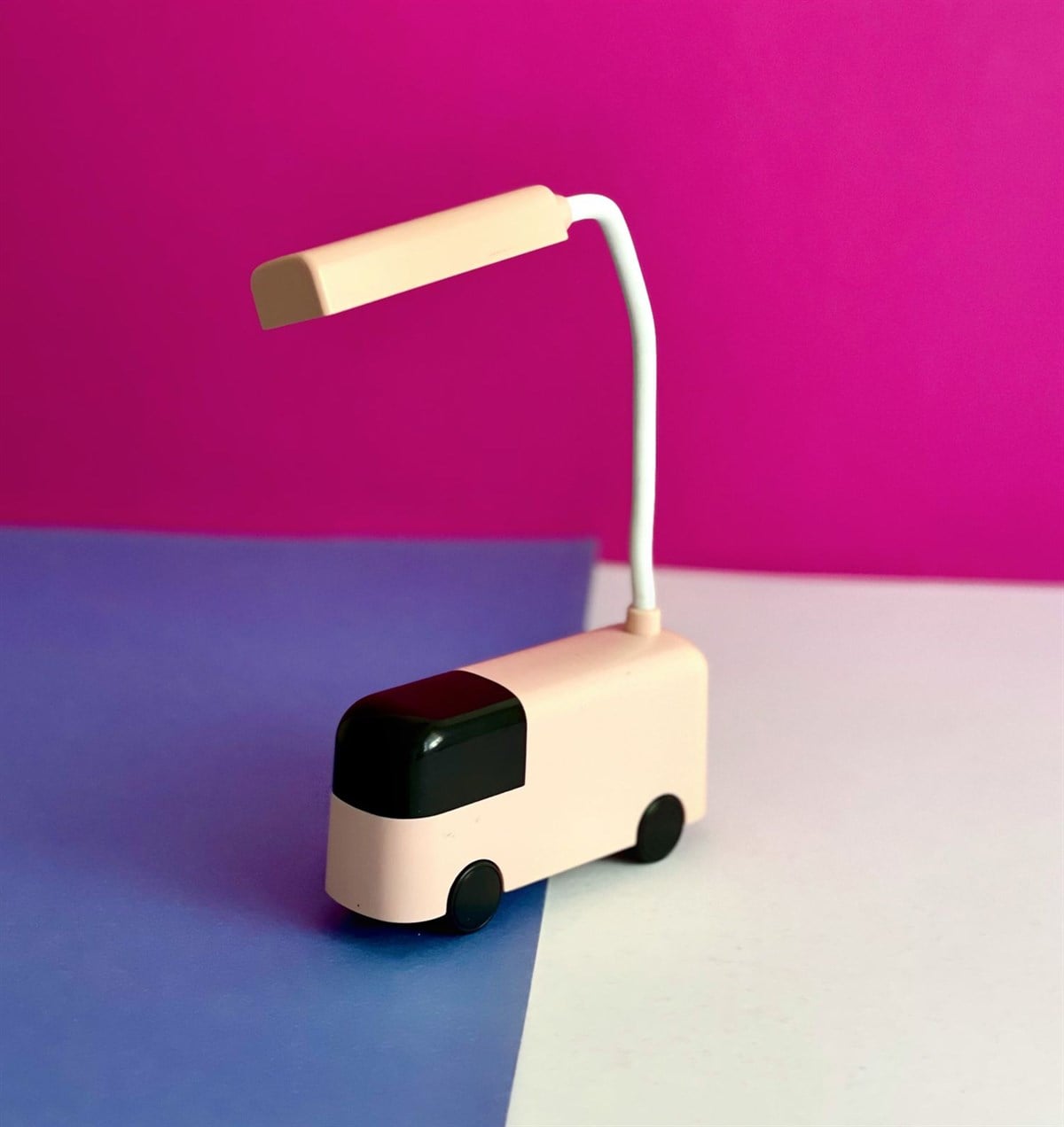Mini Araba tasarımlı Şarjlı Masa LambasıGiftmodaGm-4221