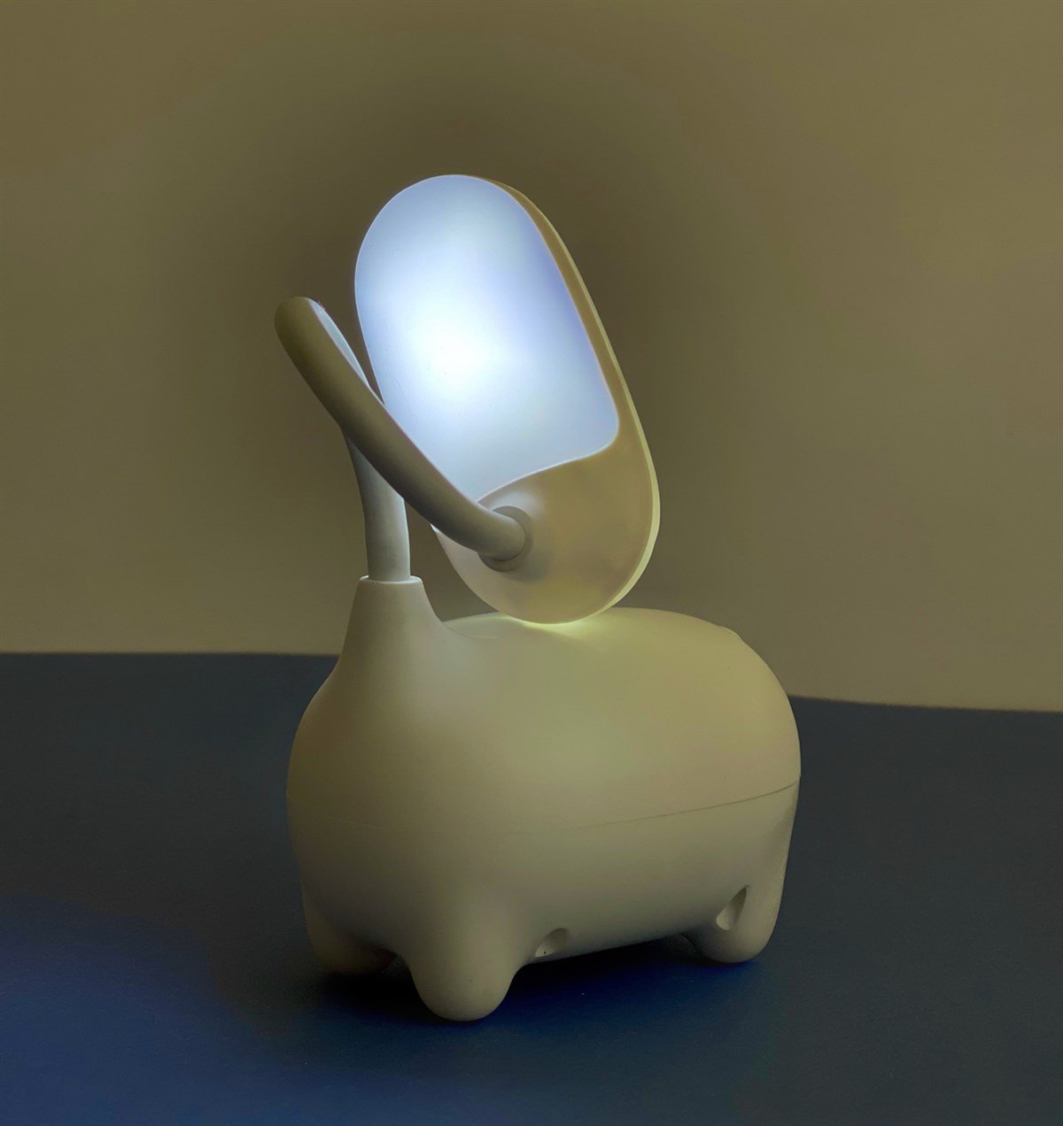 Modern Geyik Tasarımlı Şarjlı Masa LambasıGiftmodaGm-4208