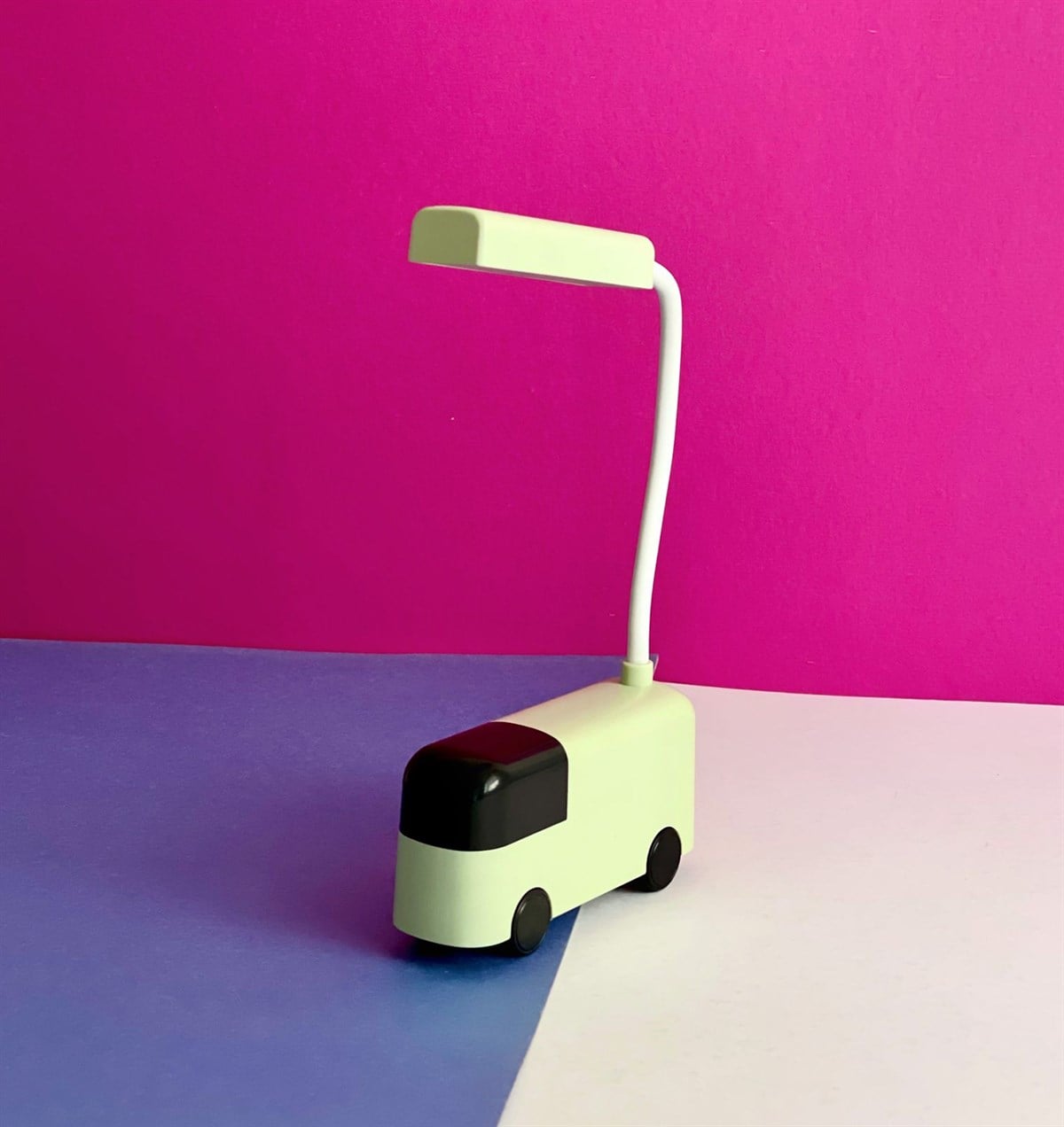 Mini Araba tasarımlı Şarjlı Masa LambasıGiftmodaGm-4221