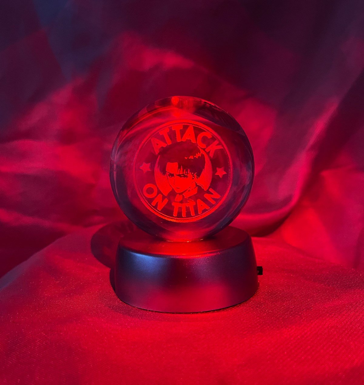 Attack On Titan 2 Tasarımlı Işıklı Cam KüregiftmodaGM-5033