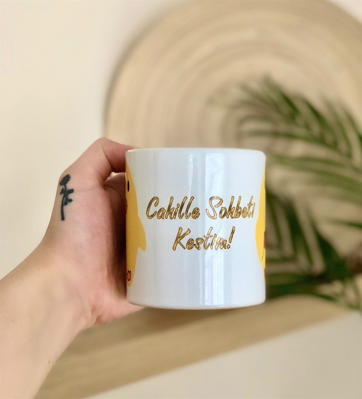 Cahille Sohbeti Kesen Civciv Tasarımlı KupaGiftmoda Cahil-Civciv-Kupa