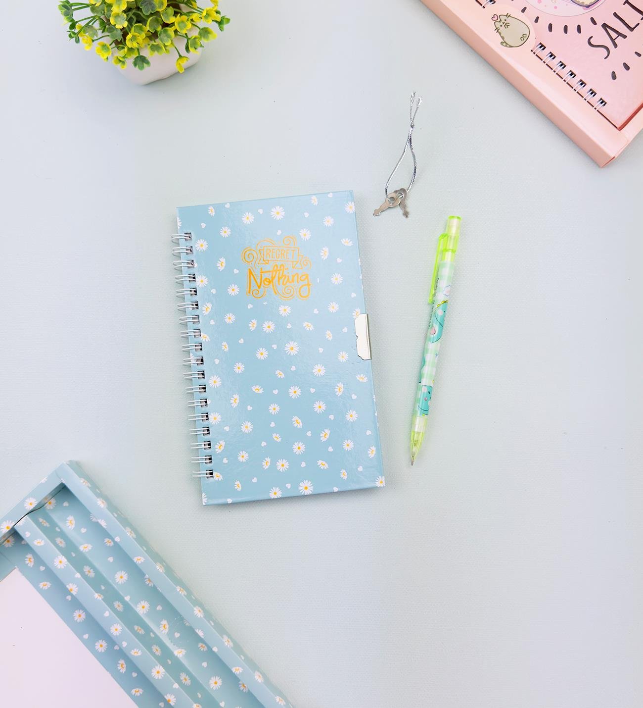 Sevimli Desenli Kilitli Defter ve Kalem SetigiftmodaHN-021-022-023