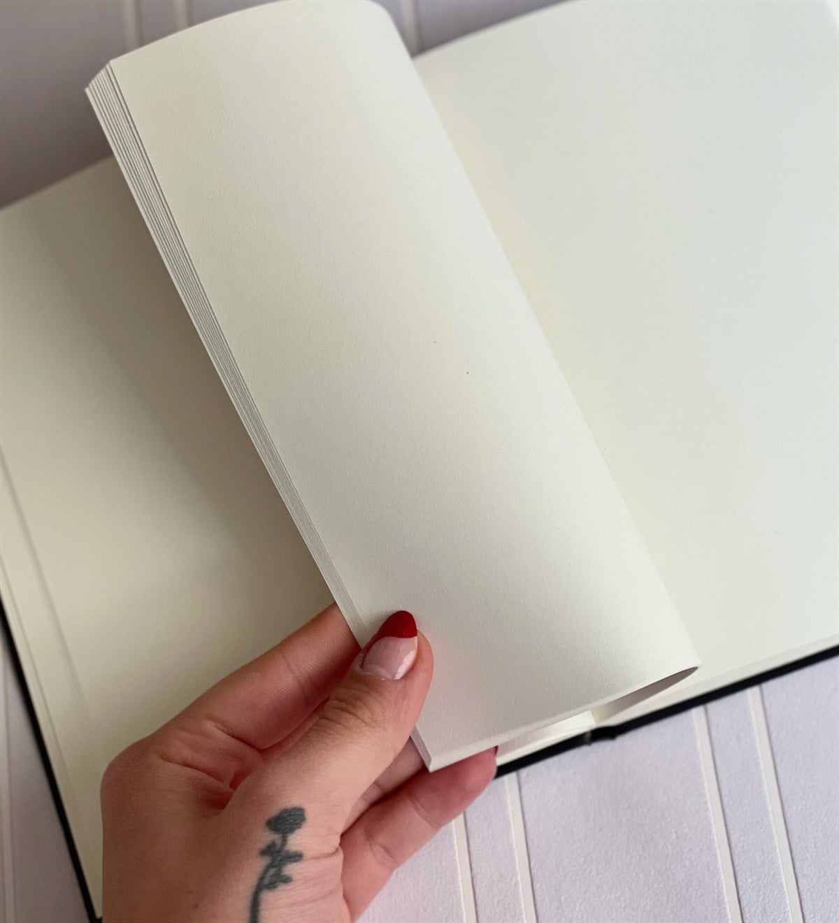 Sinama Klaket Tasarımlı Lastikli DeftergiftmodaSinama-Klaket-Lastikli-Defter