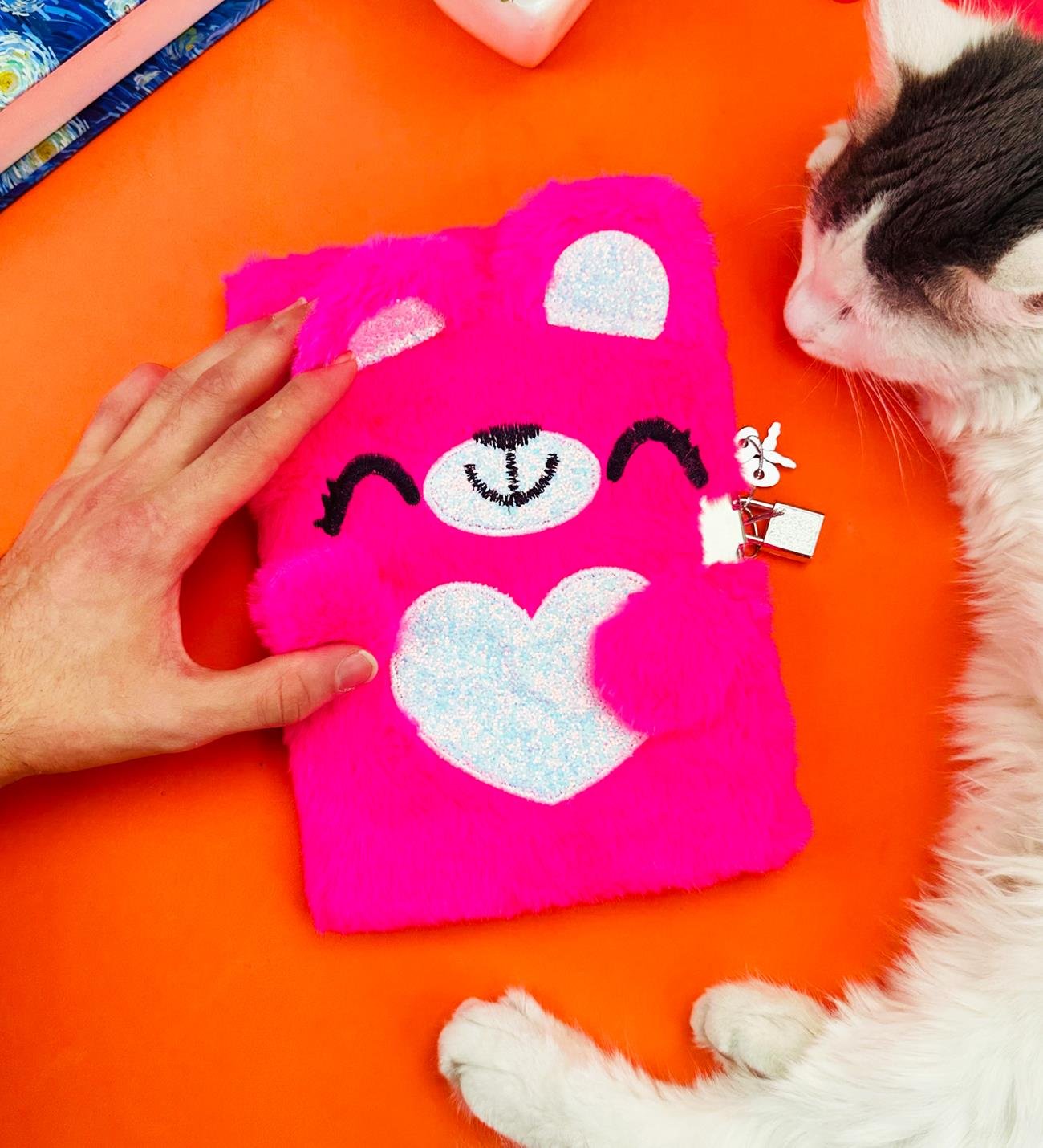 Sevimli Köpek Tasarımlı Kilitli Peluş DeftergiftmodaBM-1056	