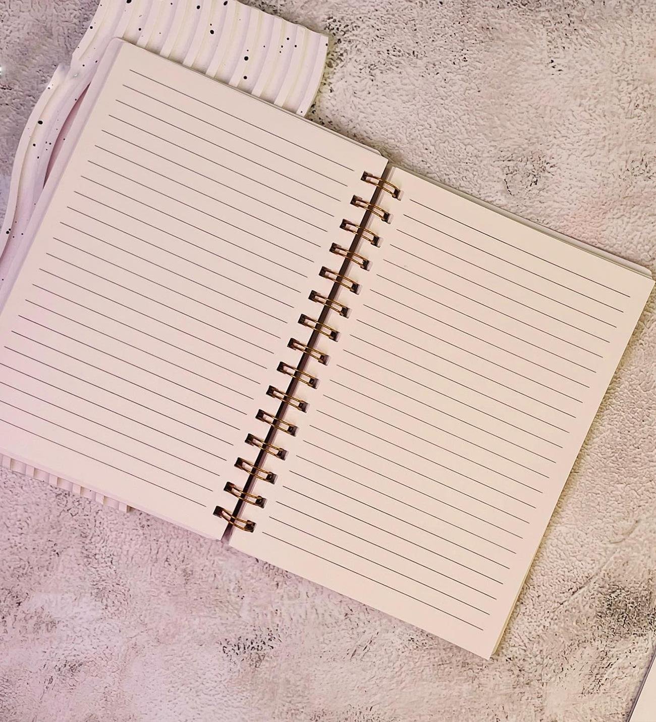 Sevimli Kedi Kapaklı Spiral Defter giftmodaBM-1707	