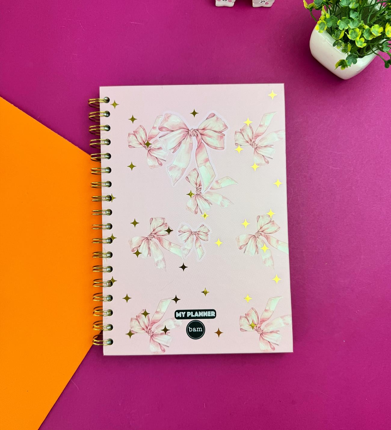 Altın Yaldızlı Fiyonk Tasarımlı Konuşan Ajanda	giftmodaBam-1321	