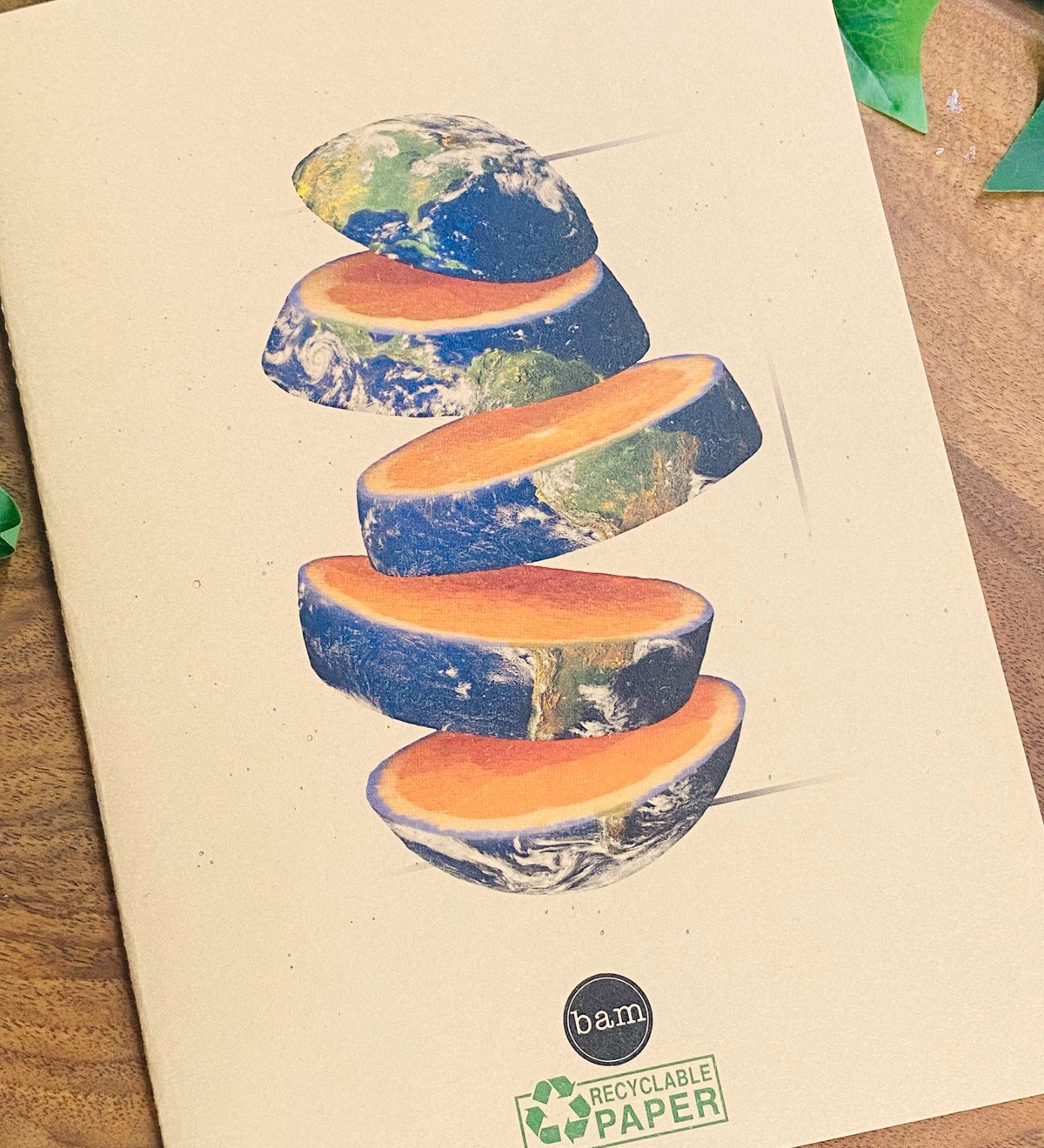 Dünya Art Tasarımlı Geri Dönüşümlü Kraft DeftergiftmodaGmd100292